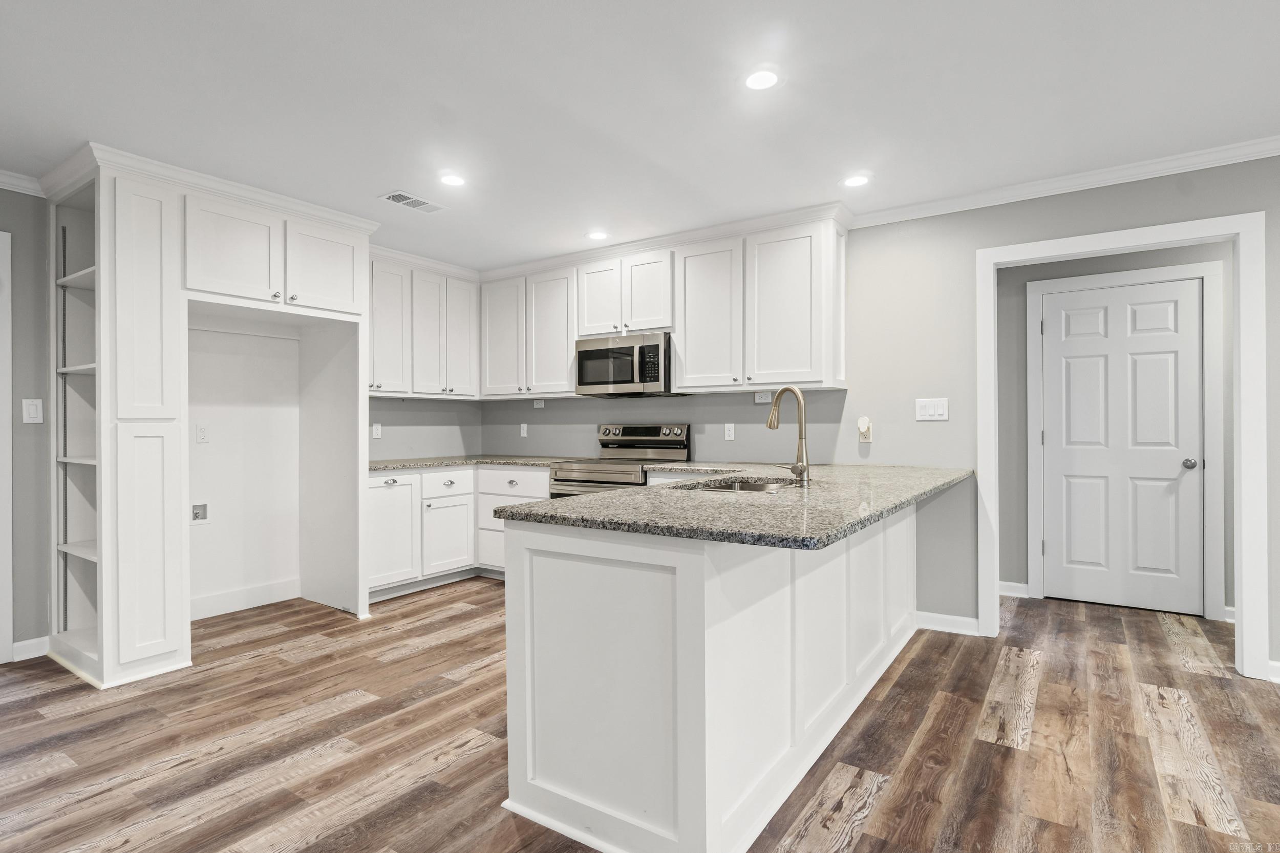 305 N Elm St.  Bald Knob, AR