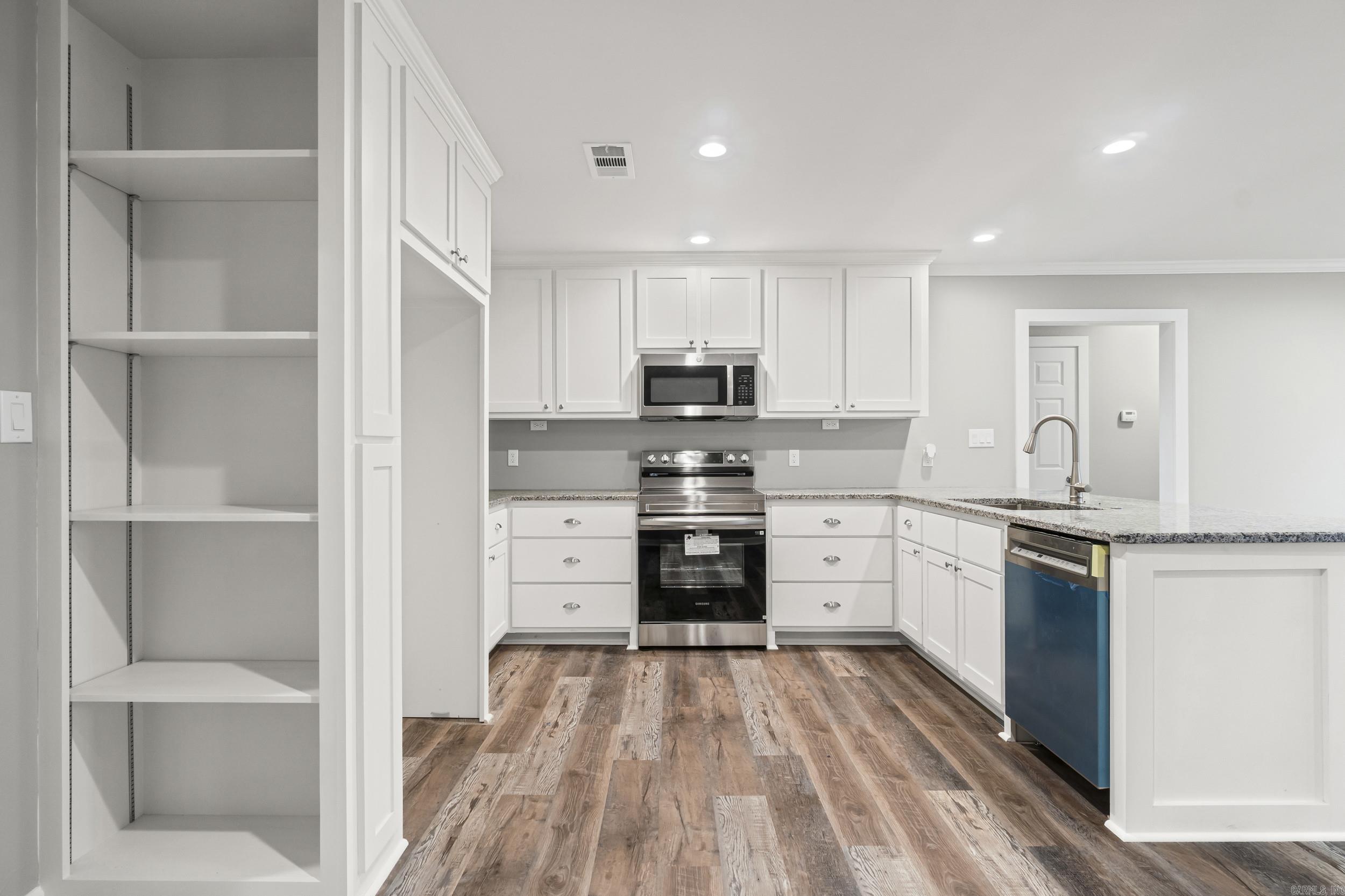 305 N Elm St.  Bald Knob, AR