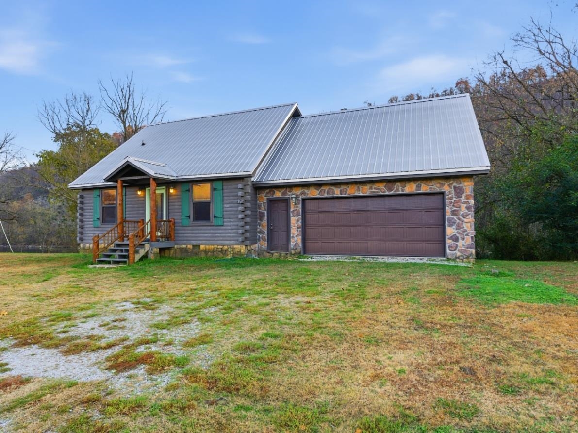 908 S Riverview 832 S Riverview Lane Mountain View, AR