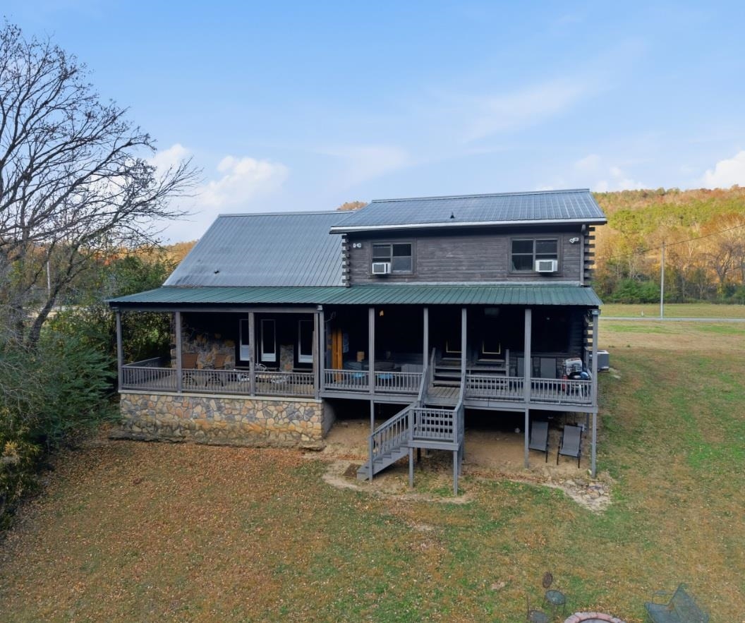 908 S Riverview 832 S Riverview Lane Mountain View, AR