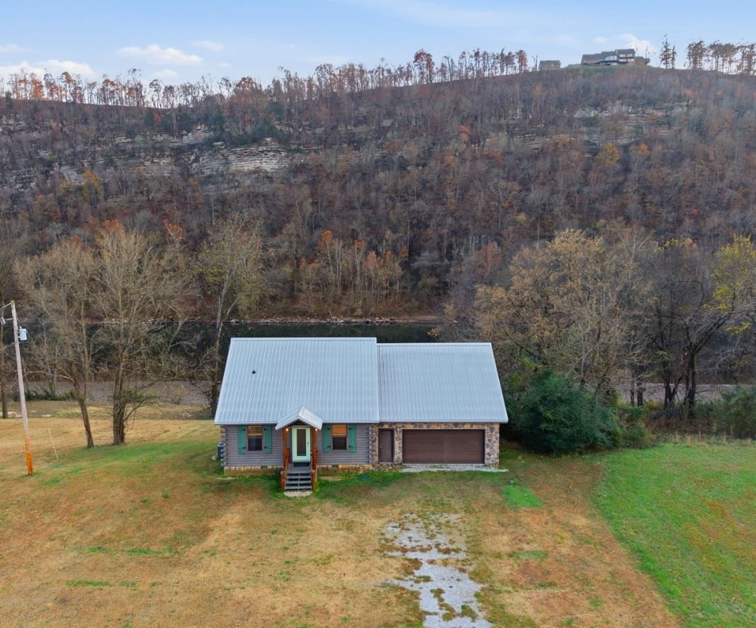 908 S Riverview 832 S Riverview Lane Mountain View, AR