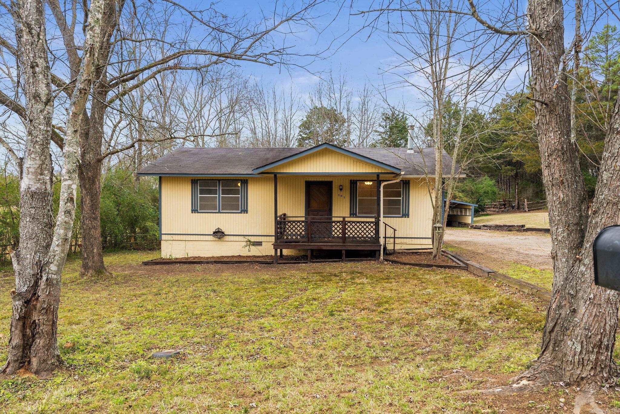 101 E Mourot  Plumerville, AR