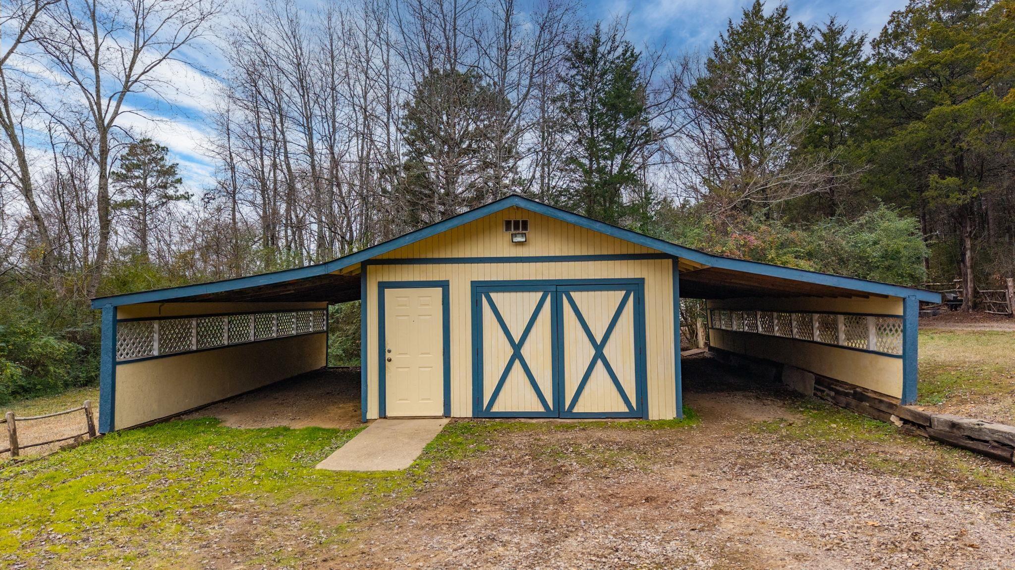 101 E Mourot  Plumerville, AR