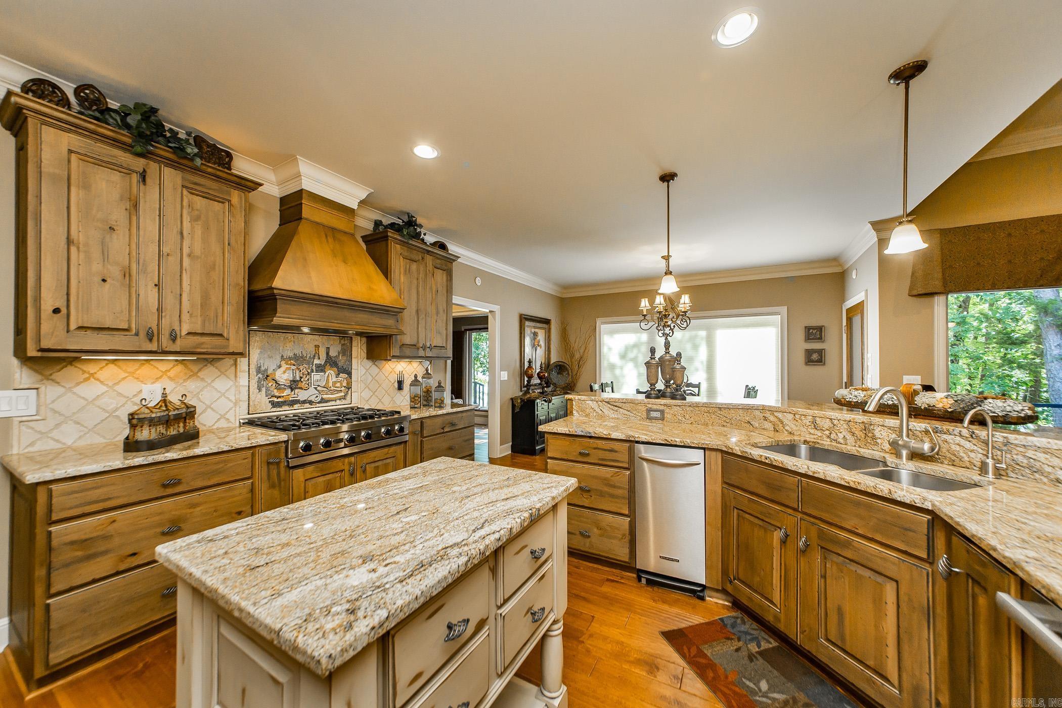 405 Grand Isle  Fairfield Bay, AR