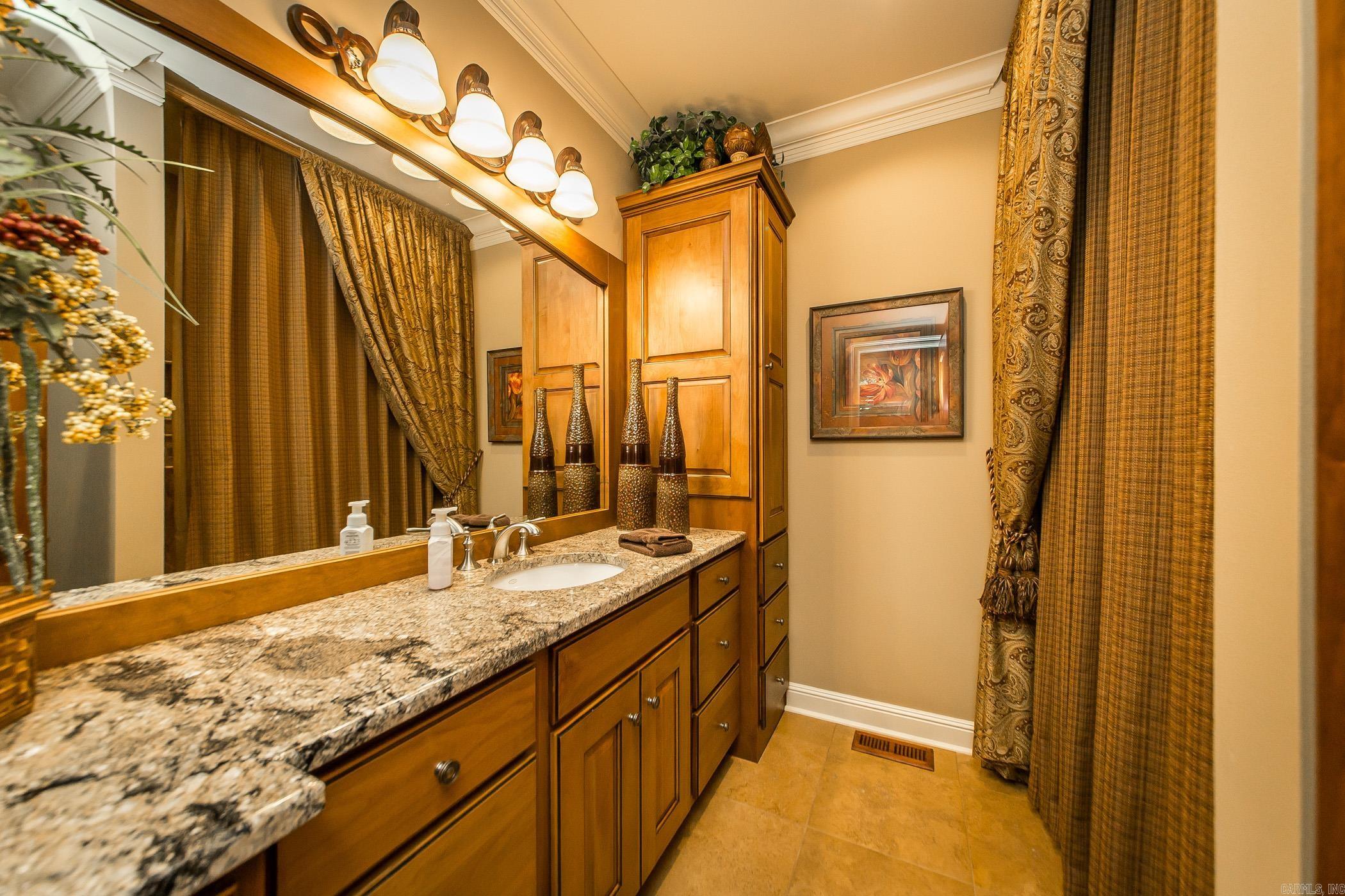 405 Grand Isle  Fairfield Bay, AR