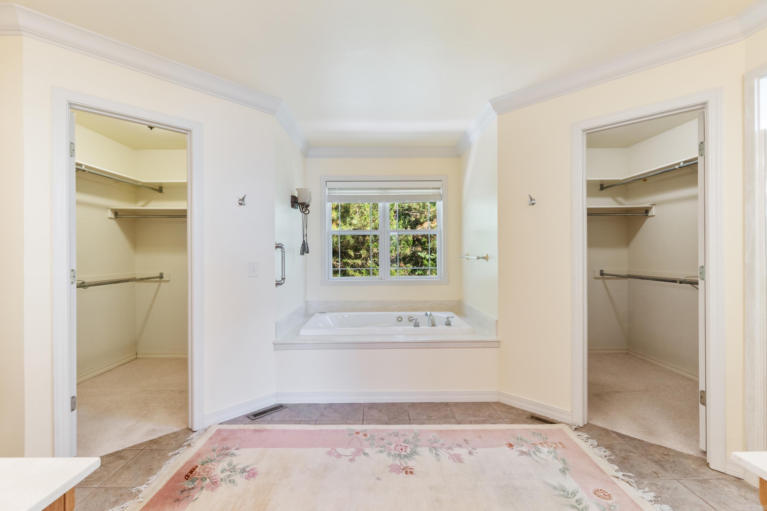 1 Berrydale Lane  Bella Vista, AR