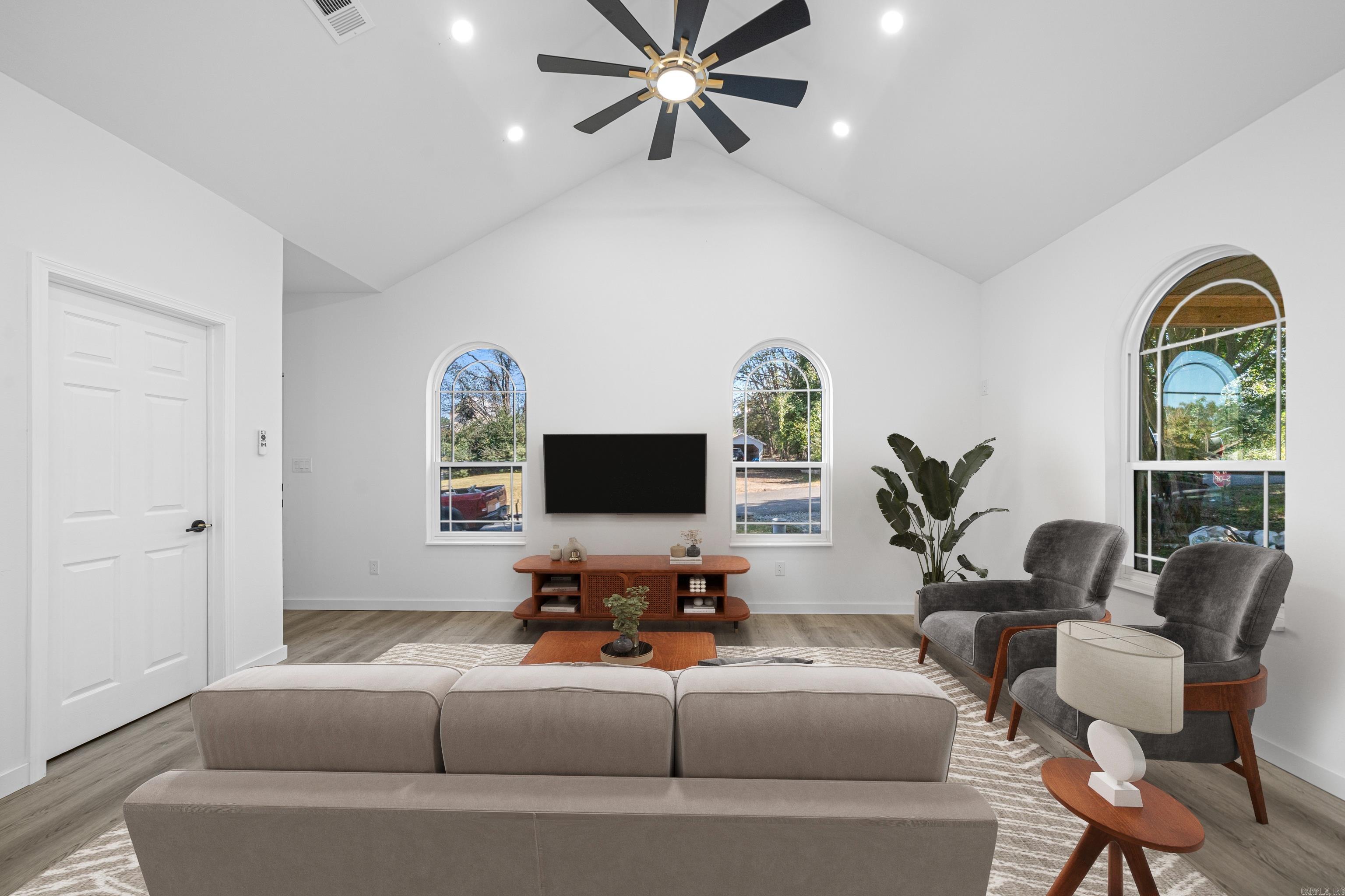 325 W Mill Street  Malvern, AR