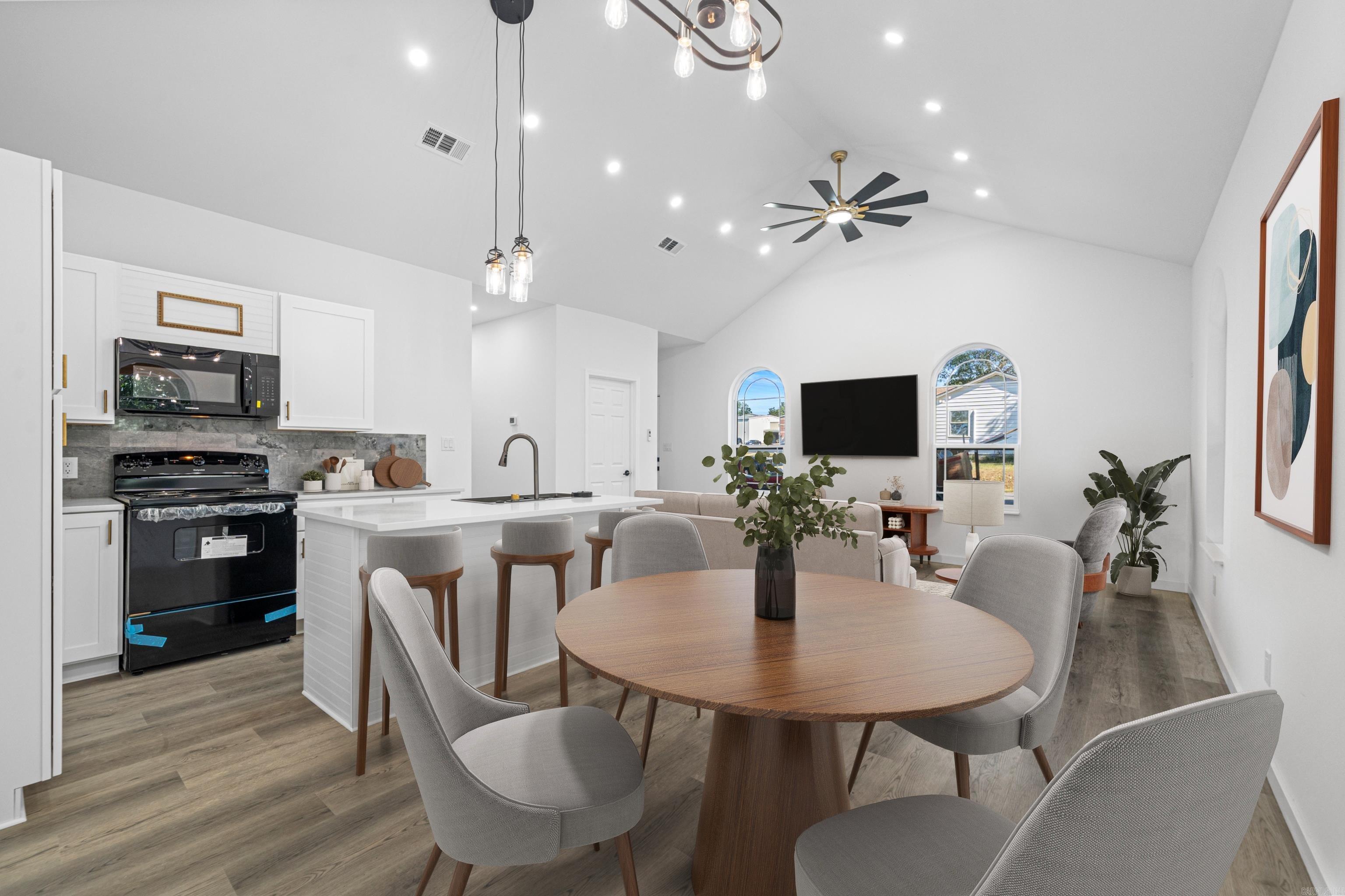 325 W Mill Street  Malvern, AR