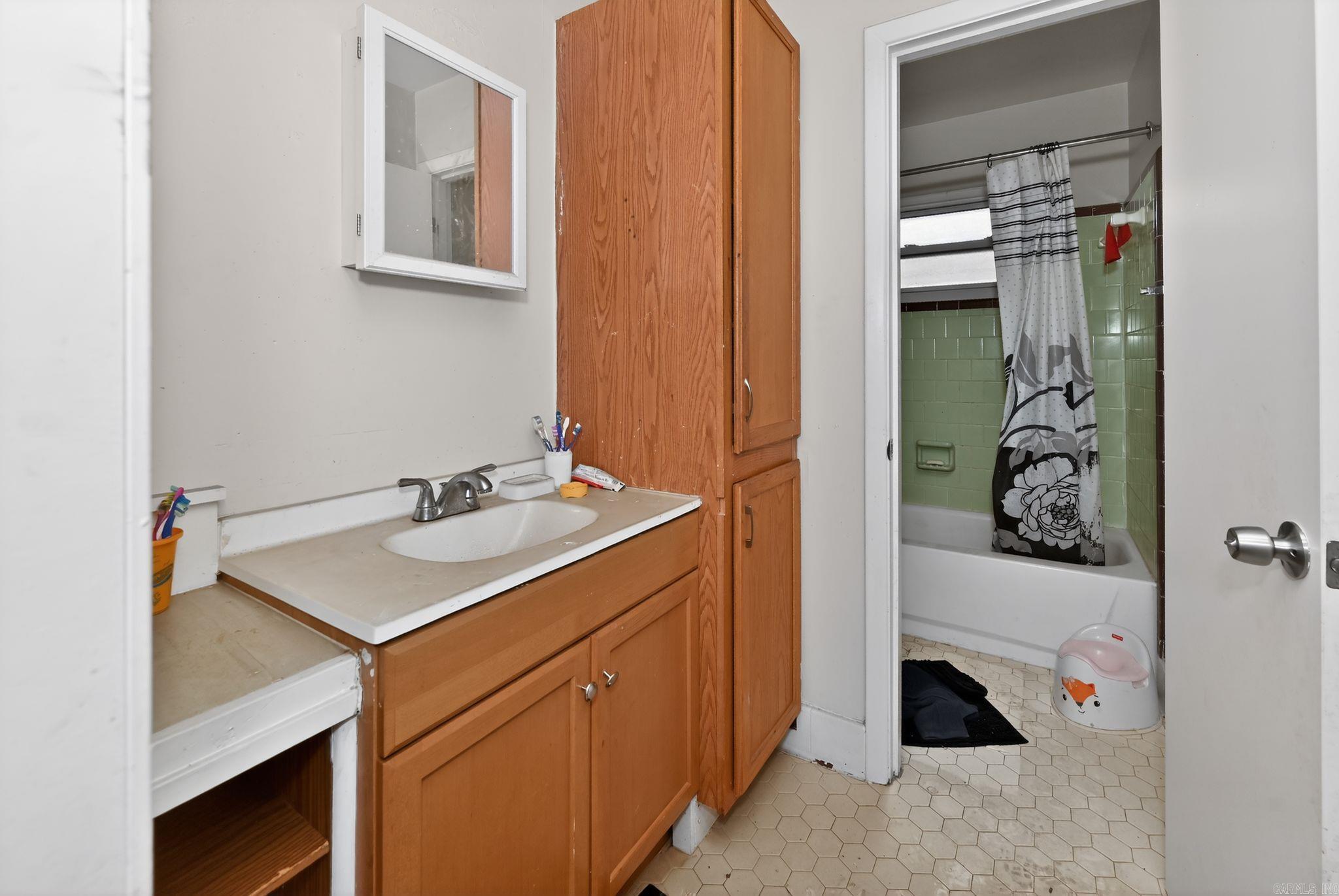 404 Sierra Madre Dr  North Little Rock, AR