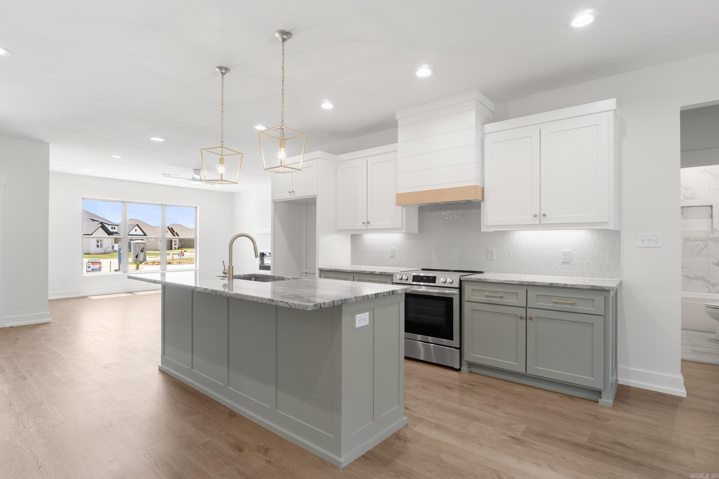 11 Morning Sun  Greenbrier, AR