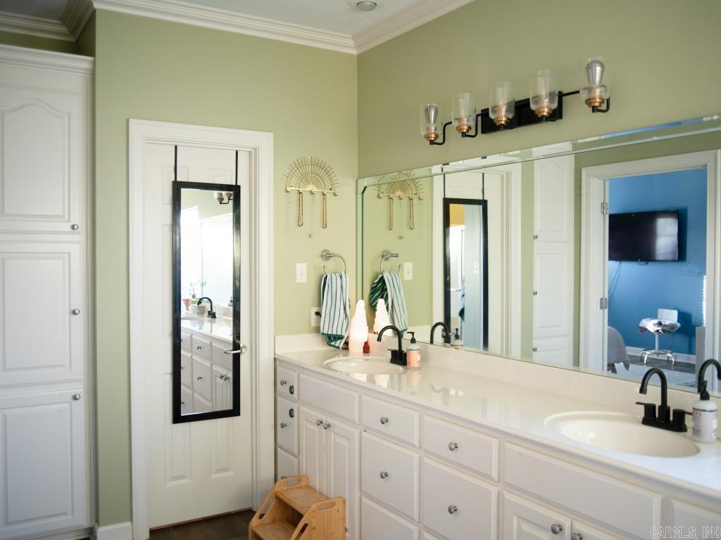 2565 Forest Vw  Conway, AR