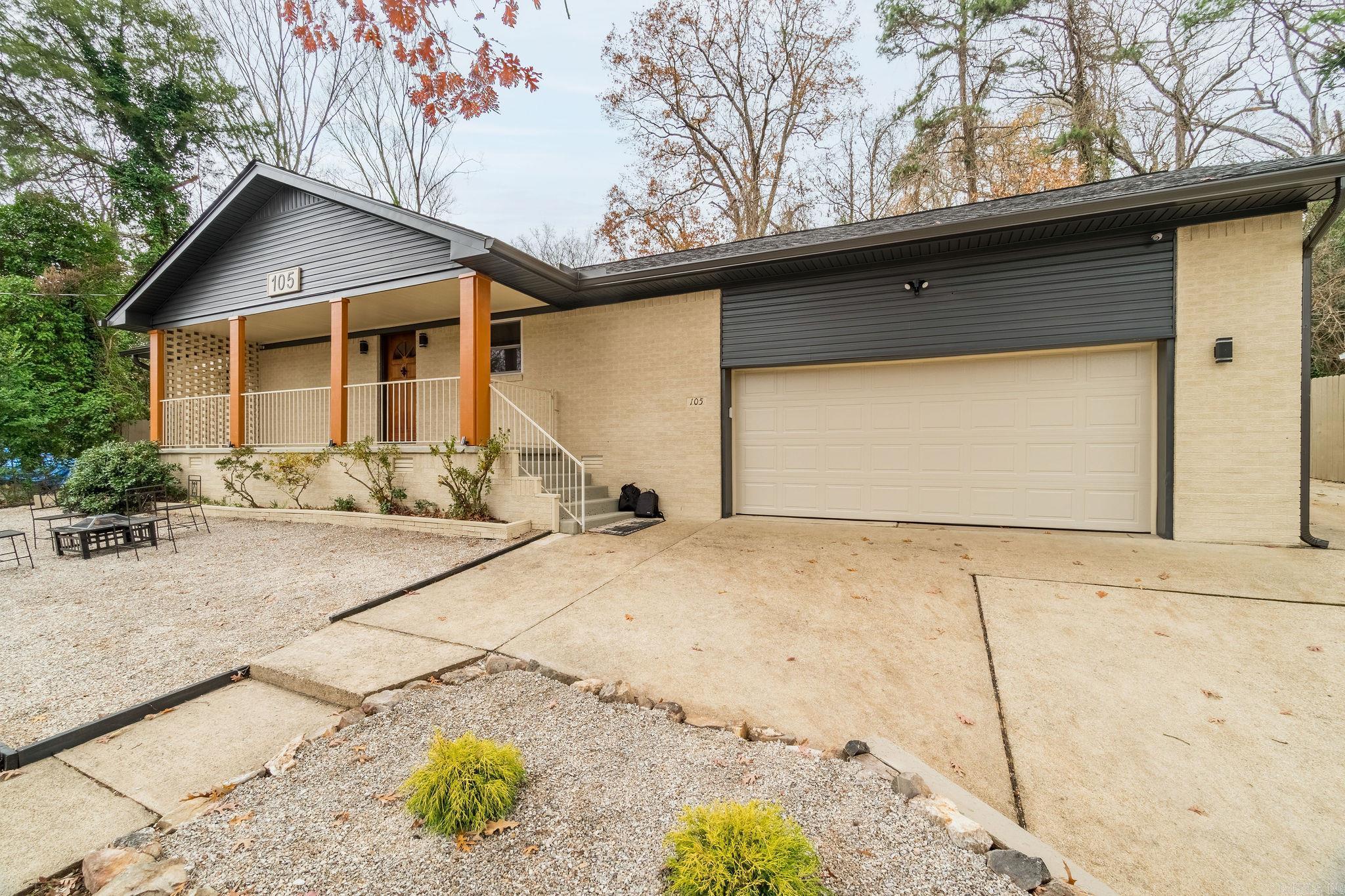 105 Carney  Hot Springs National Park, AR