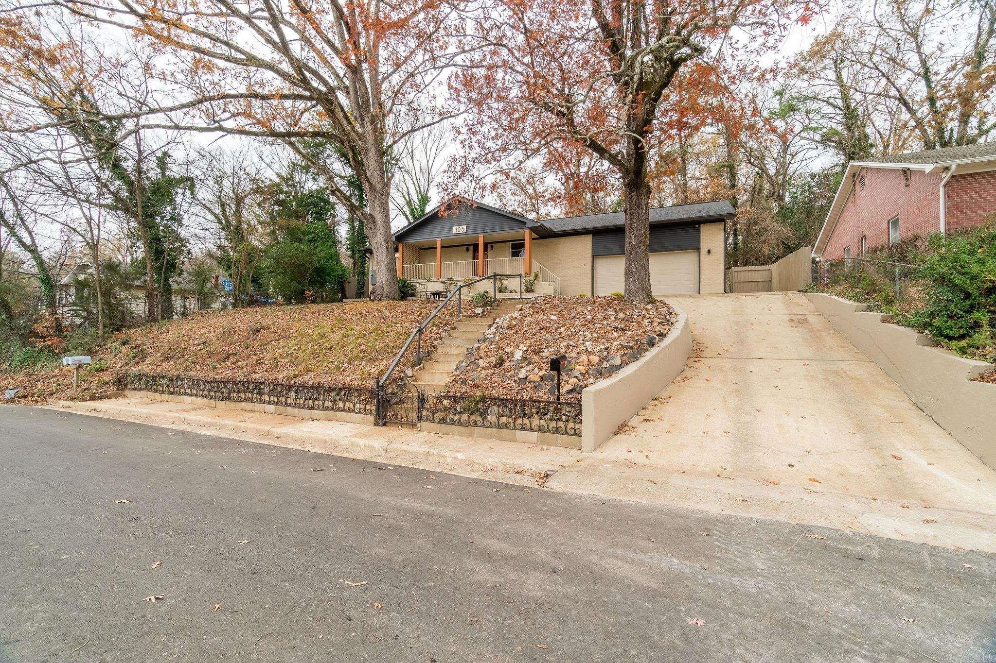 105 Carney  Hot Springs National Park, AR