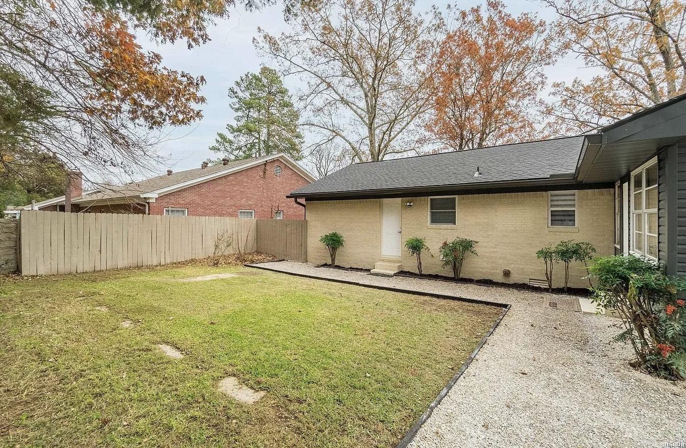 105 Carney  Hot Springs National Park, AR