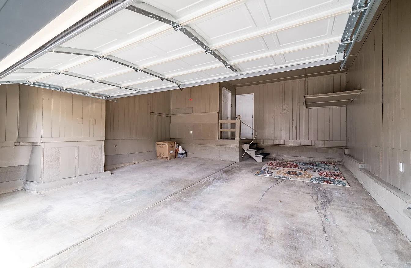 105 Carney  Hot Springs National Park, AR