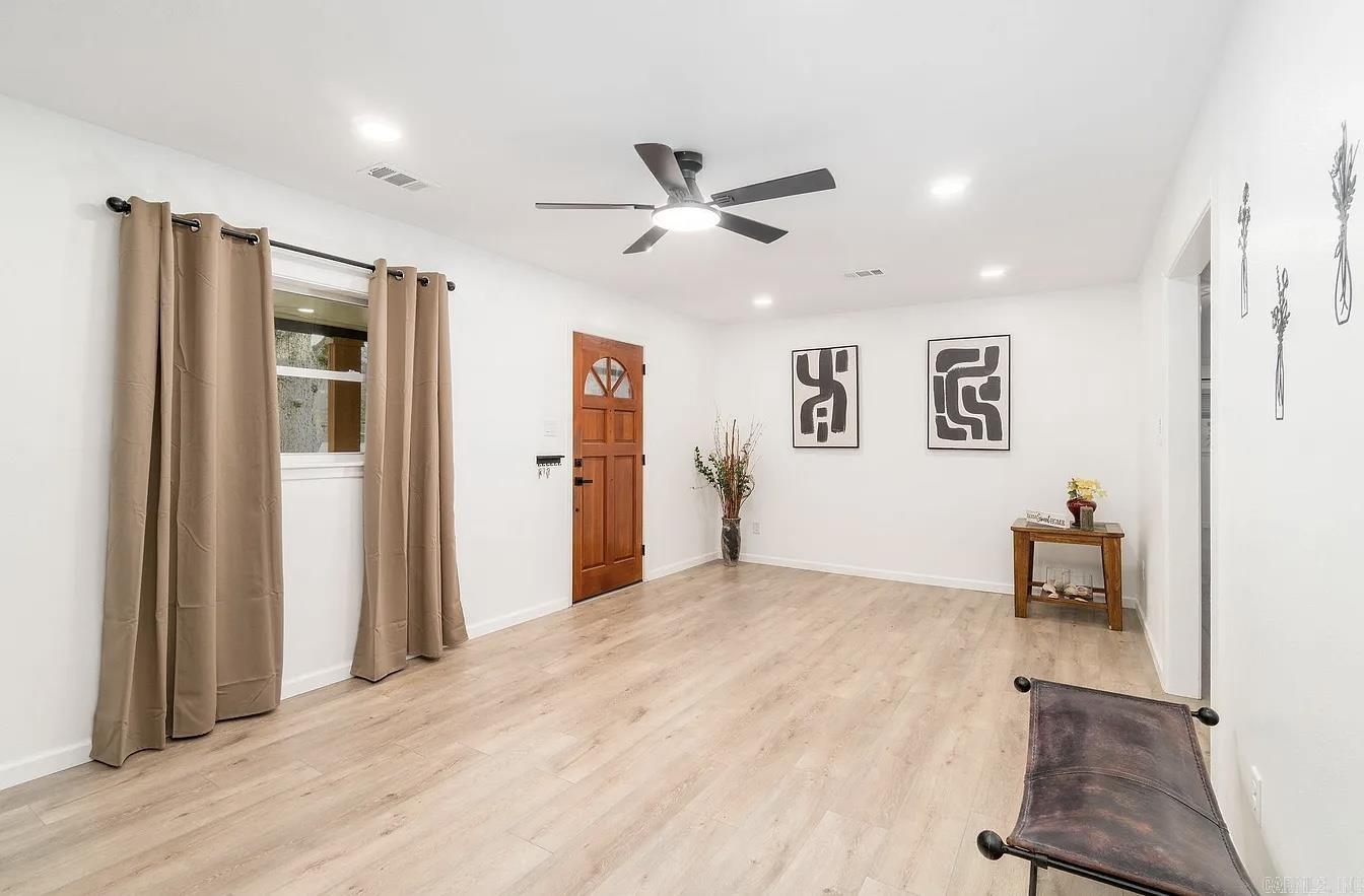 105 Carney  Hot Springs National Park, AR