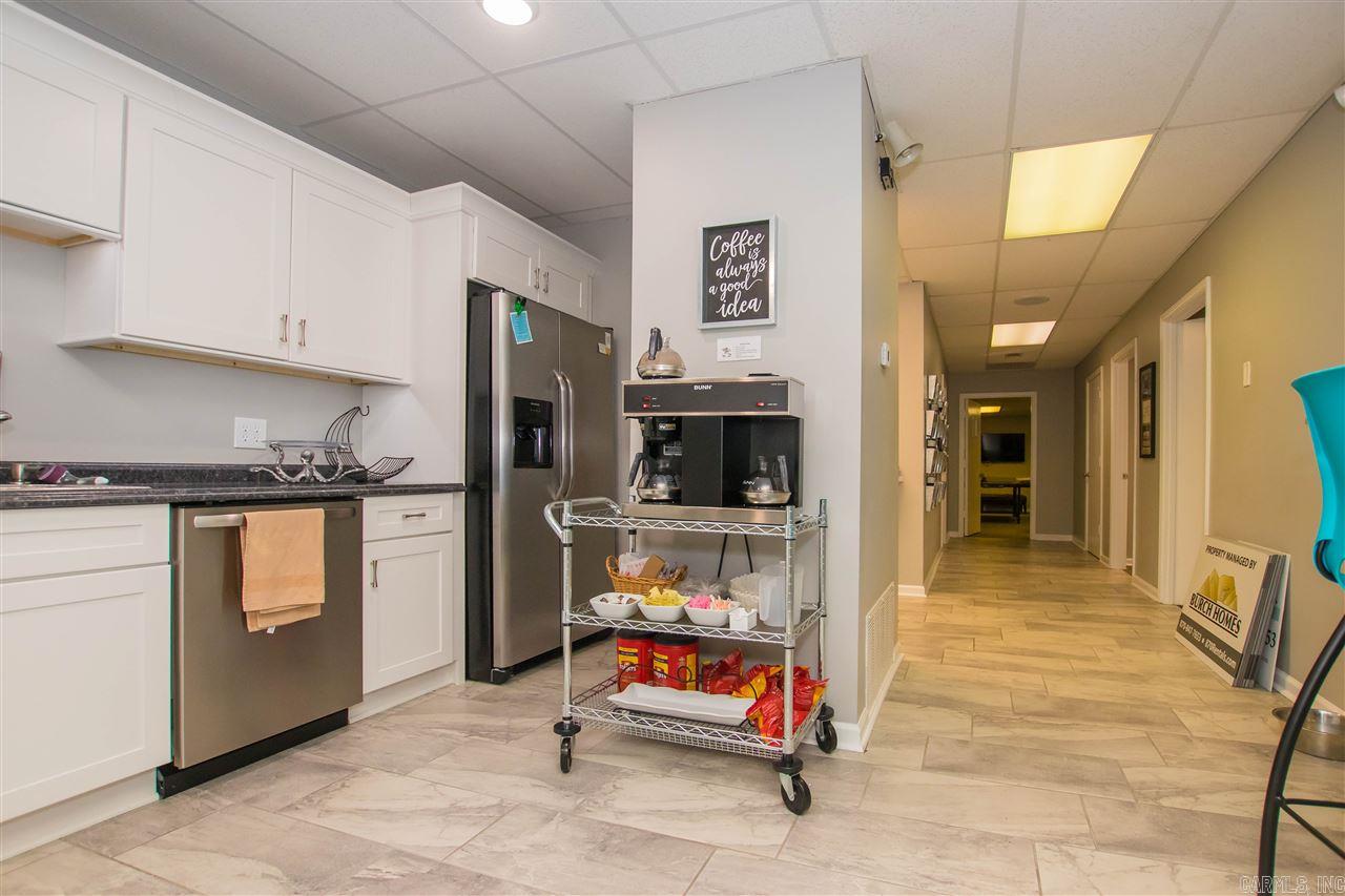 2408 Phillips Suite B Jonesboro, AR