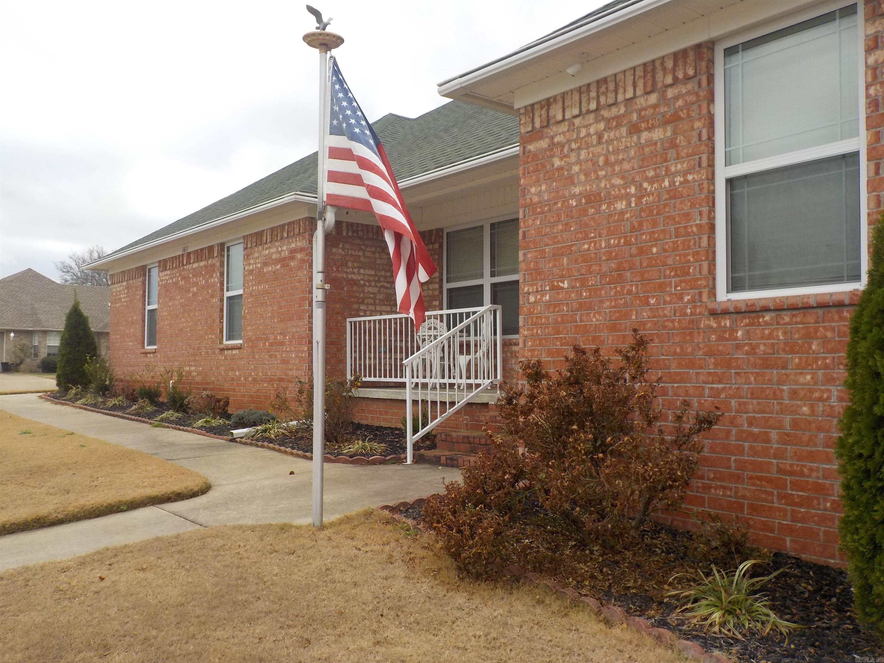 1411 Sydney Street Searcy, AR 72143