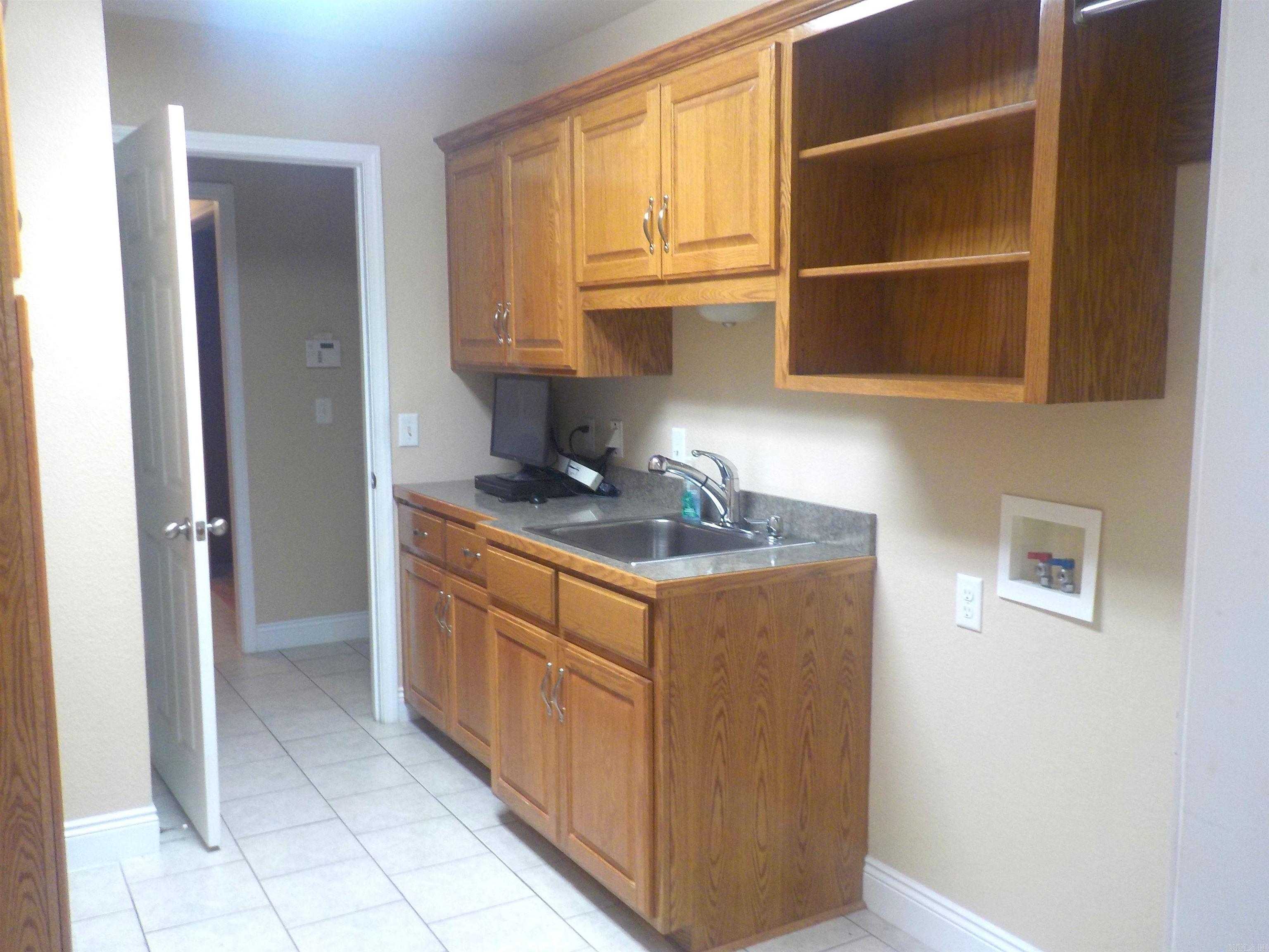 1411 Sydney Street Searcy, AR 72143