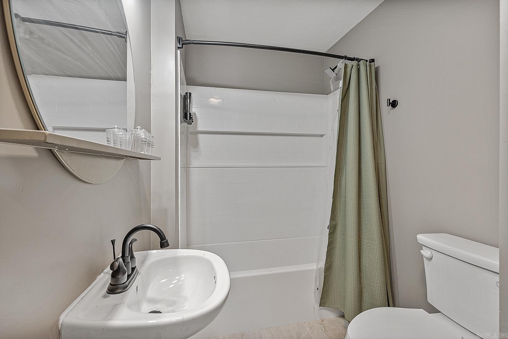 4285 Highway 101 N  Gamaliel, AR