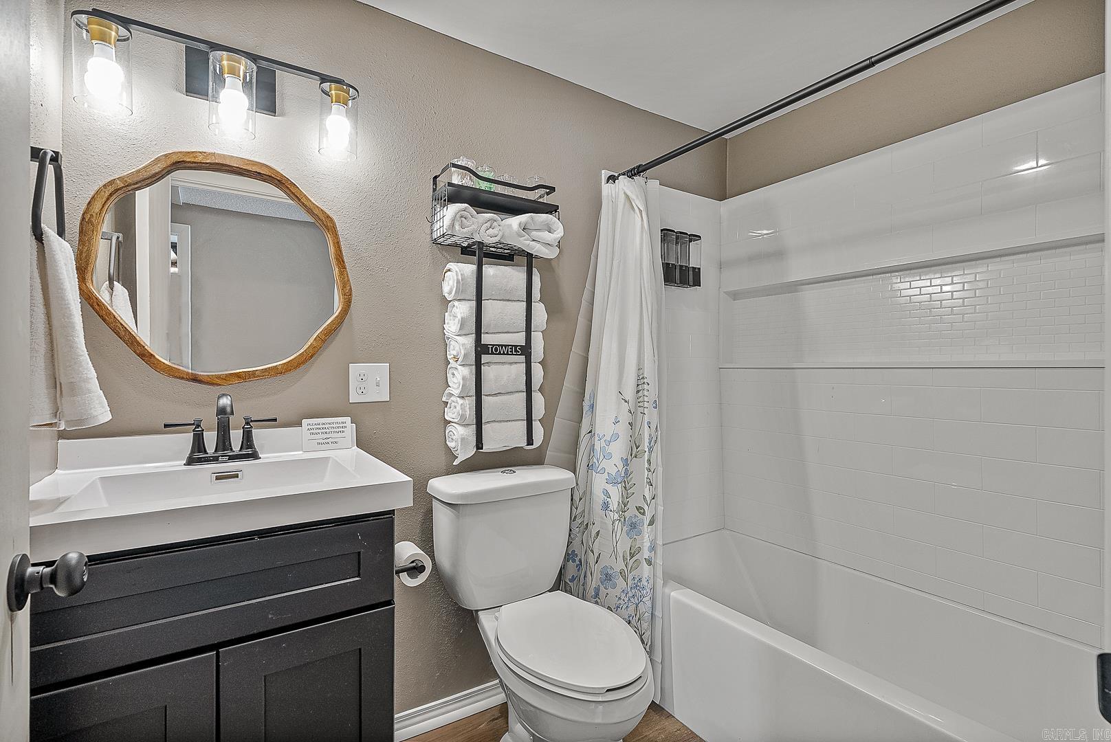 4285 Highway 101 N  Gamaliel, AR