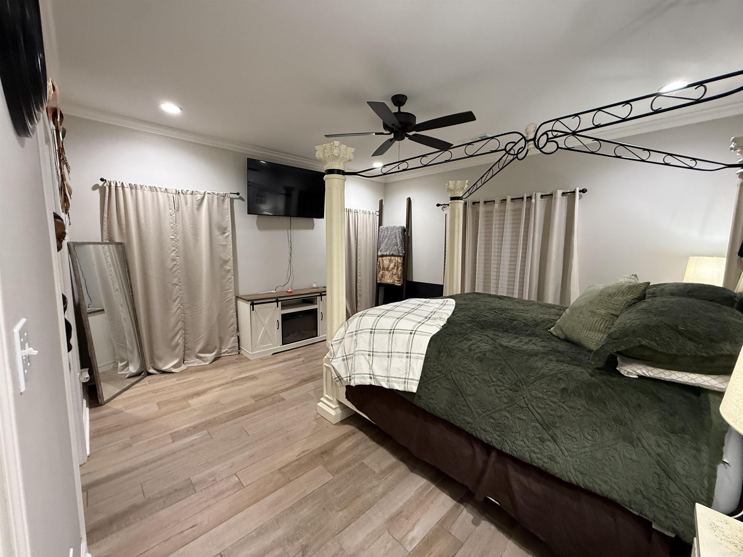 10642 HWY 165 W  Scott, AR