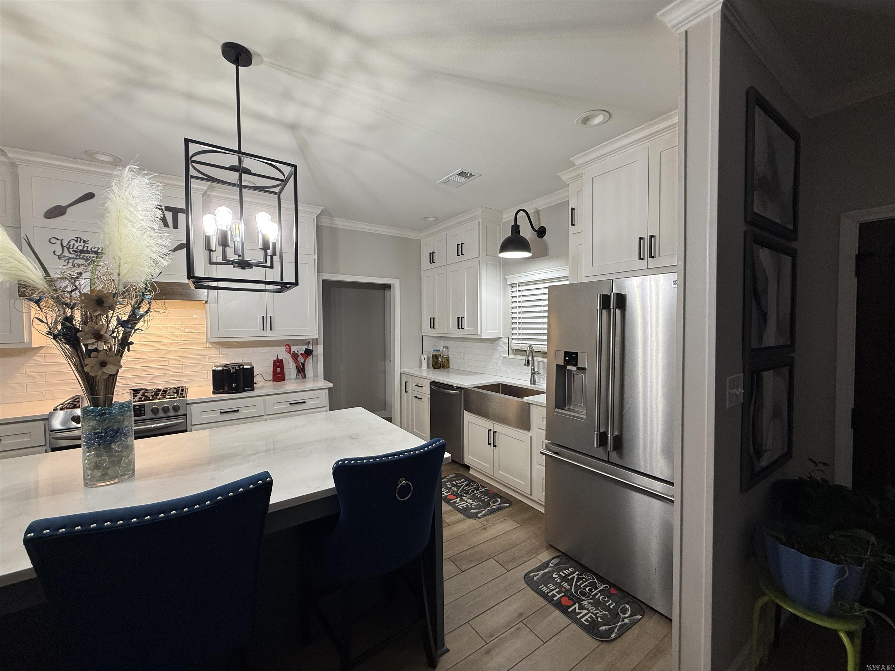 10642 HWY 165 W  Scott, AR