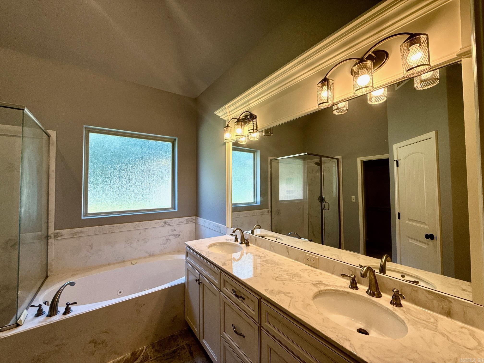 225 BlueBell Court  Hot Springs, AR