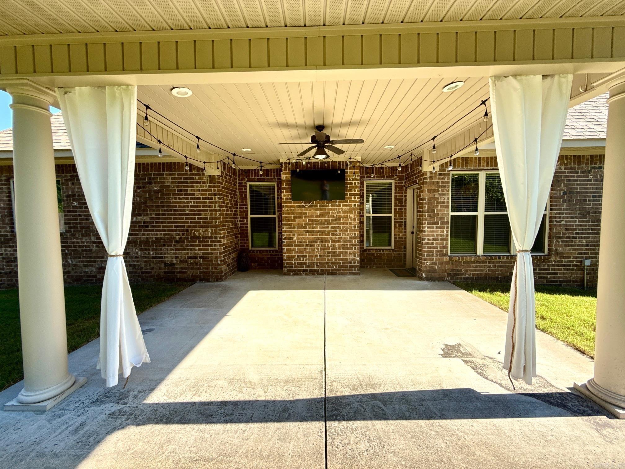 225 BlueBell Court  Hot Springs, AR