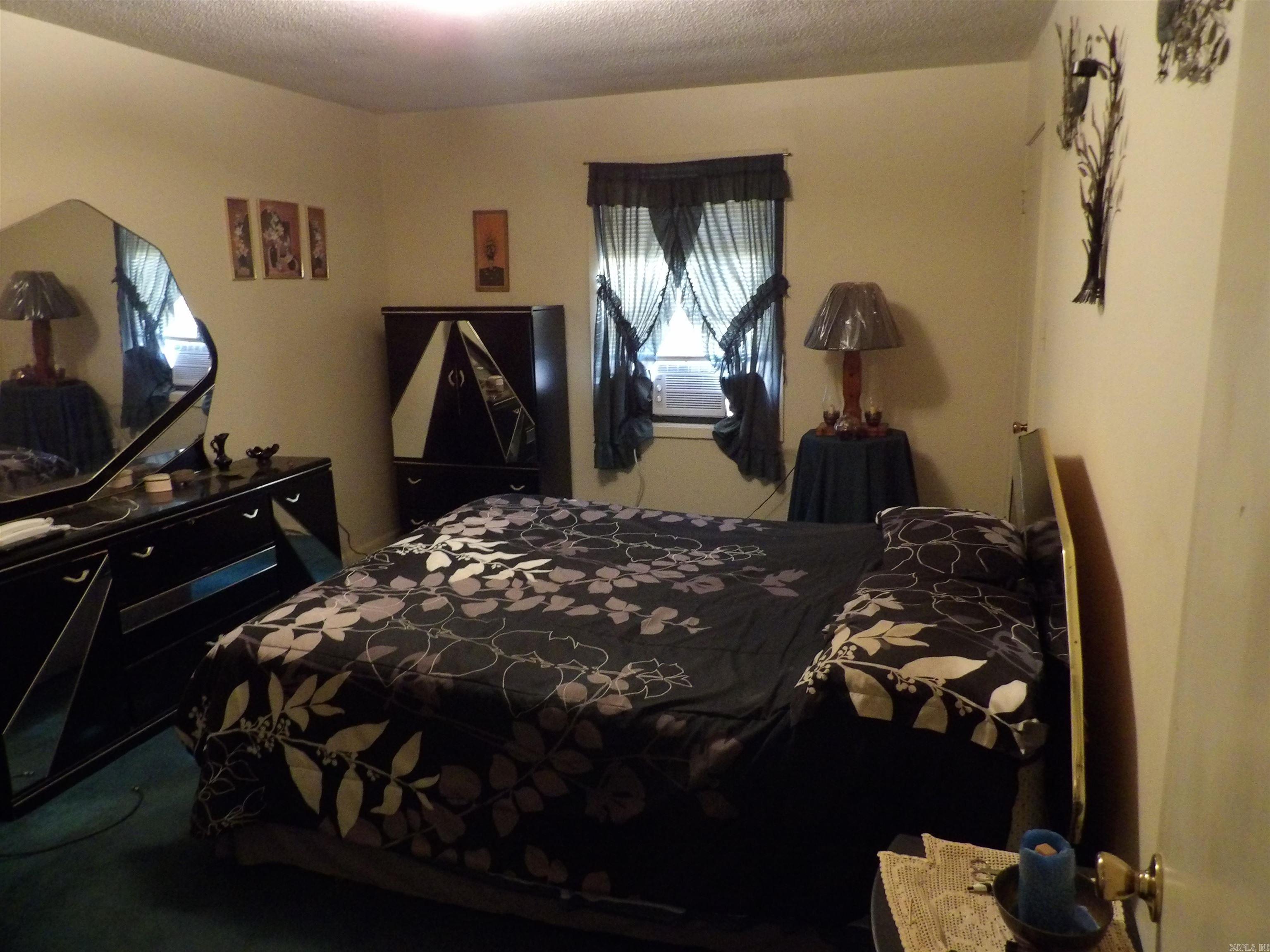 524 E Calhoun  Monticello, AR