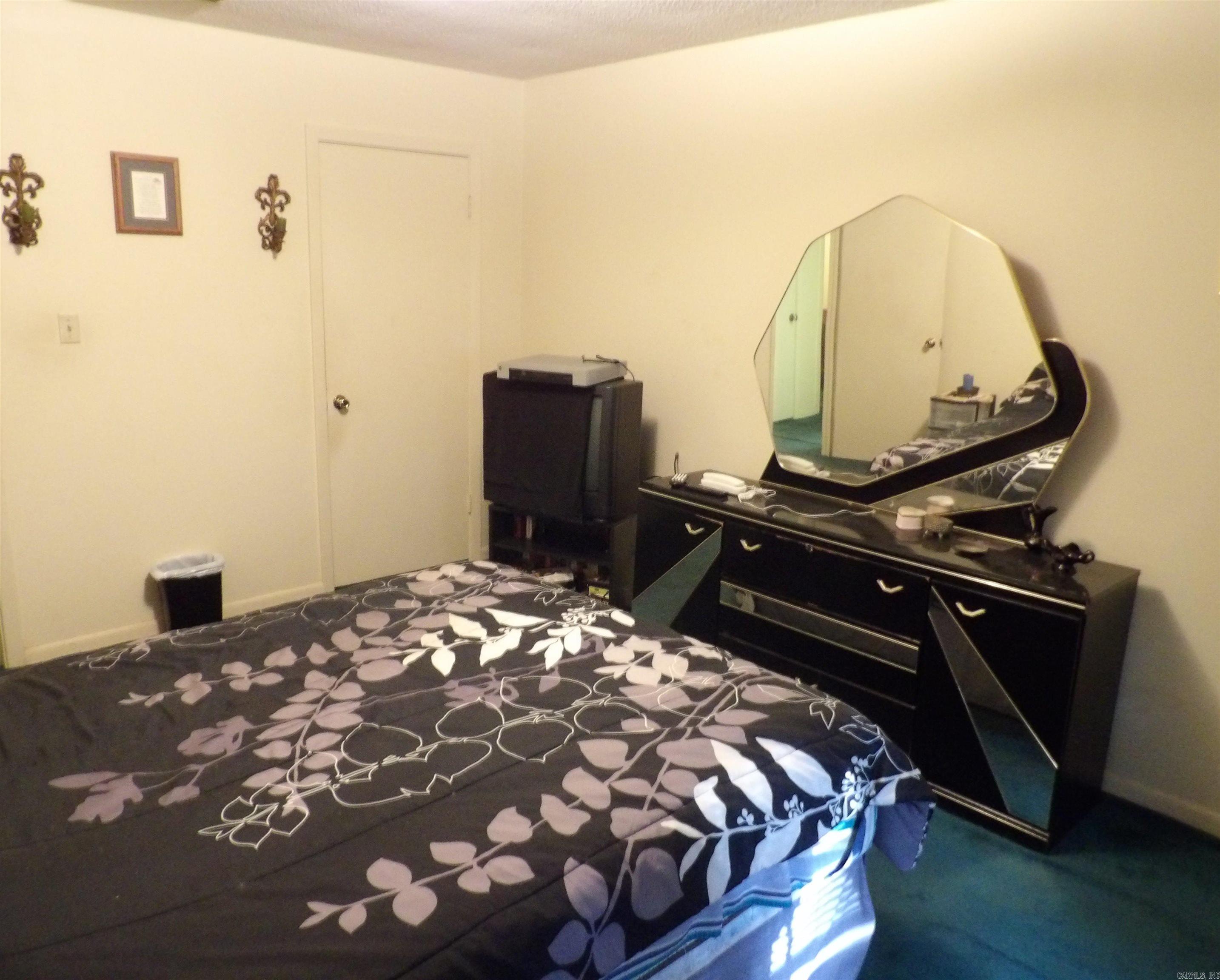 524 E Calhoun  Monticello, AR