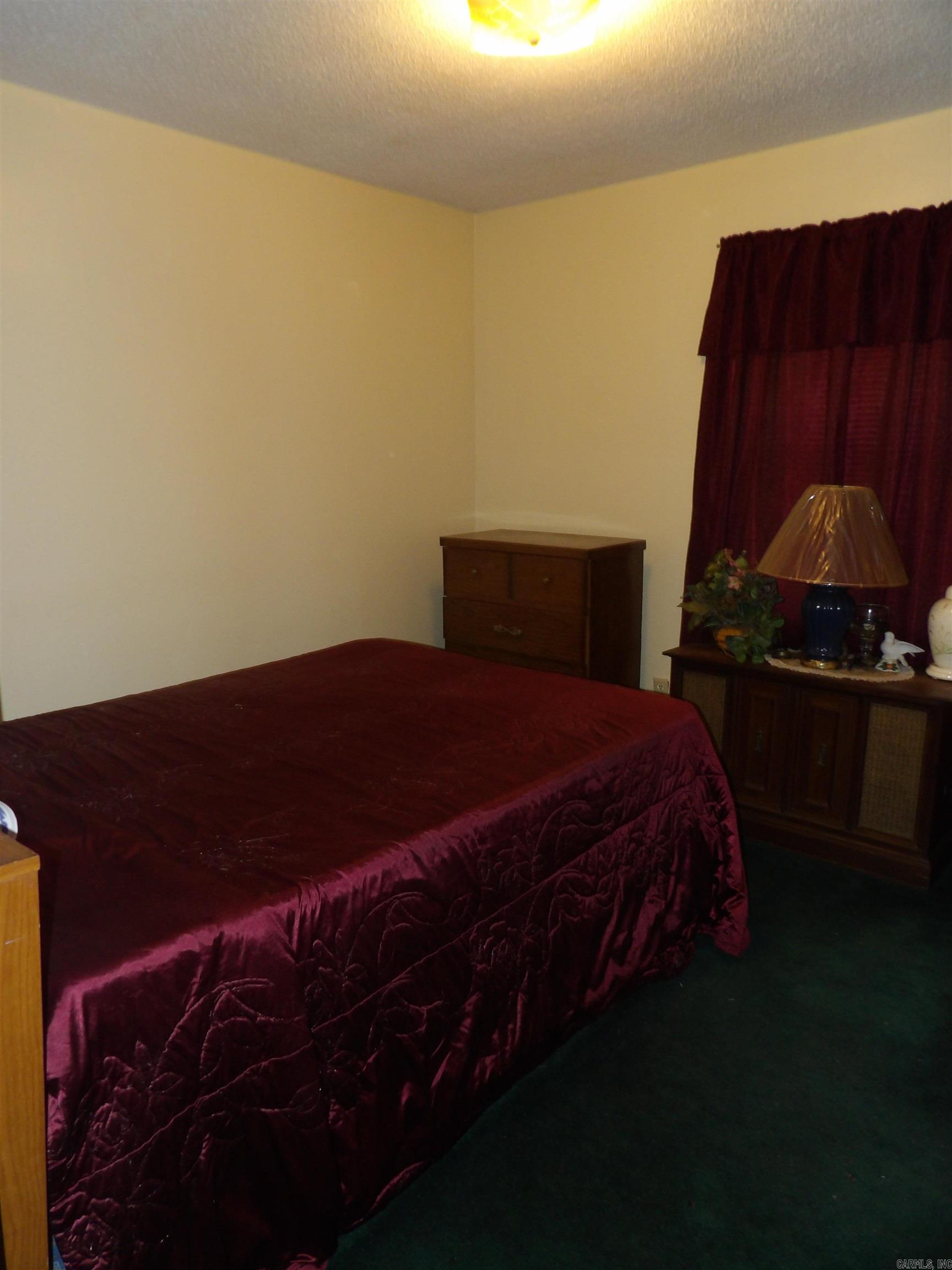 524 E Calhoun  Monticello, AR