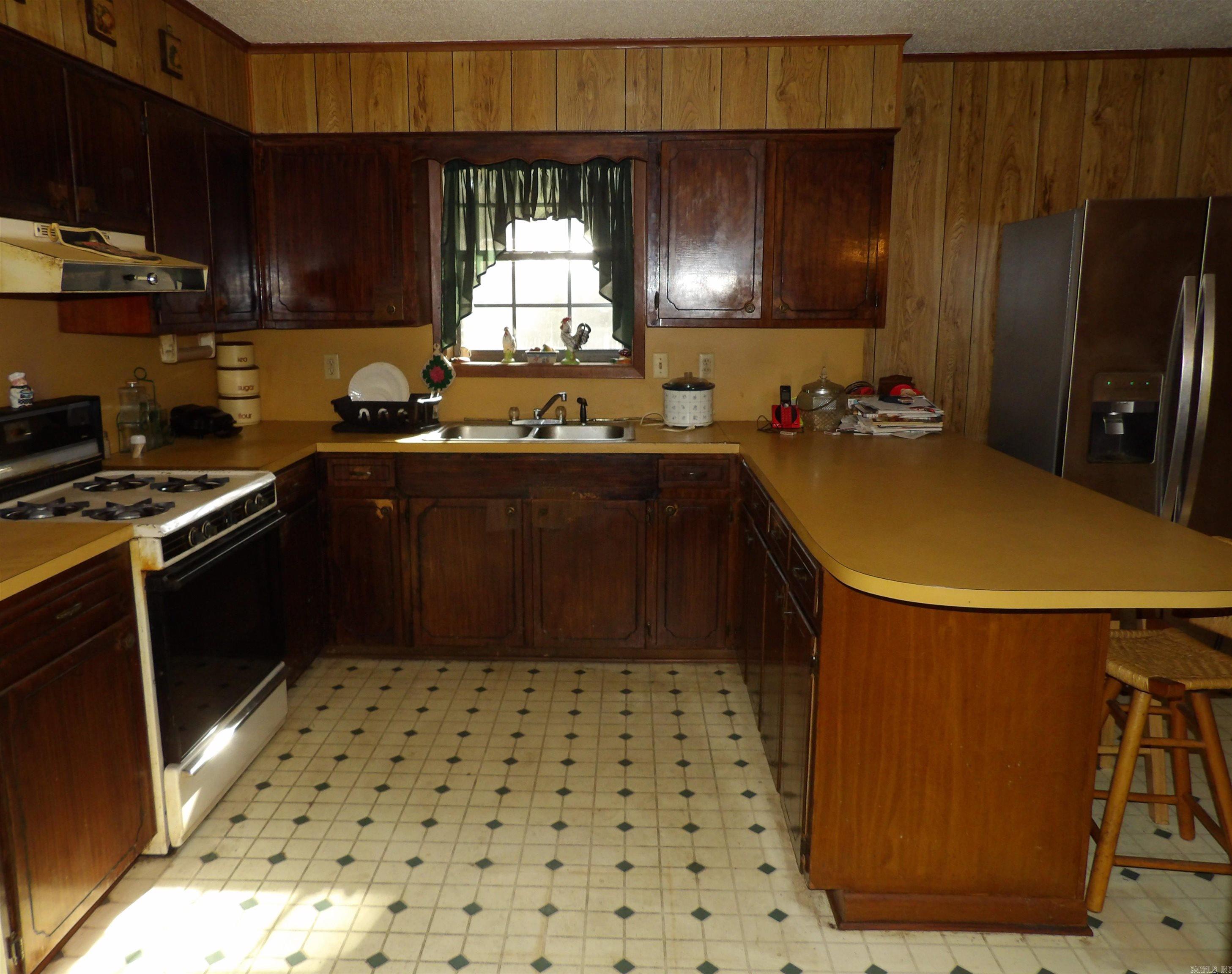 524 E Calhoun  Monticello, AR