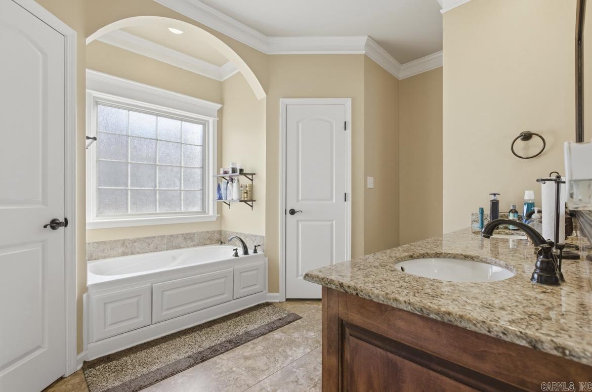 1115 Nature  Benton, AR