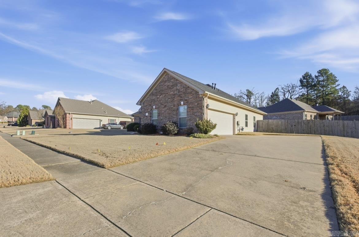 1115 Nature  Benton, AR