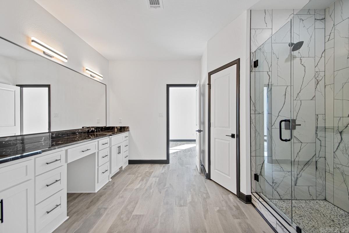 1064 Duke  Bauxite, AR