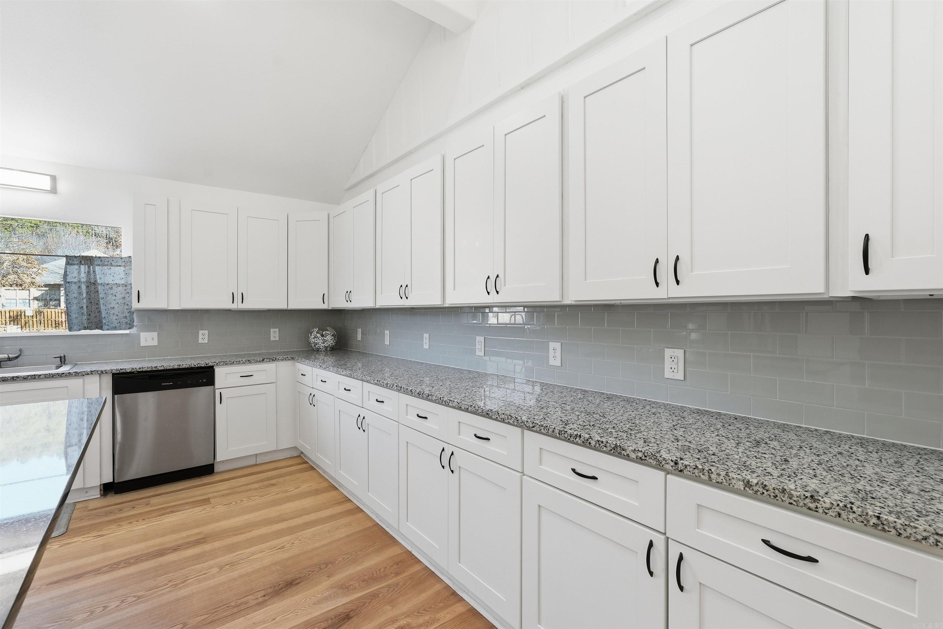 5524 Pinnacle Valley Rd  Little Rock, AR