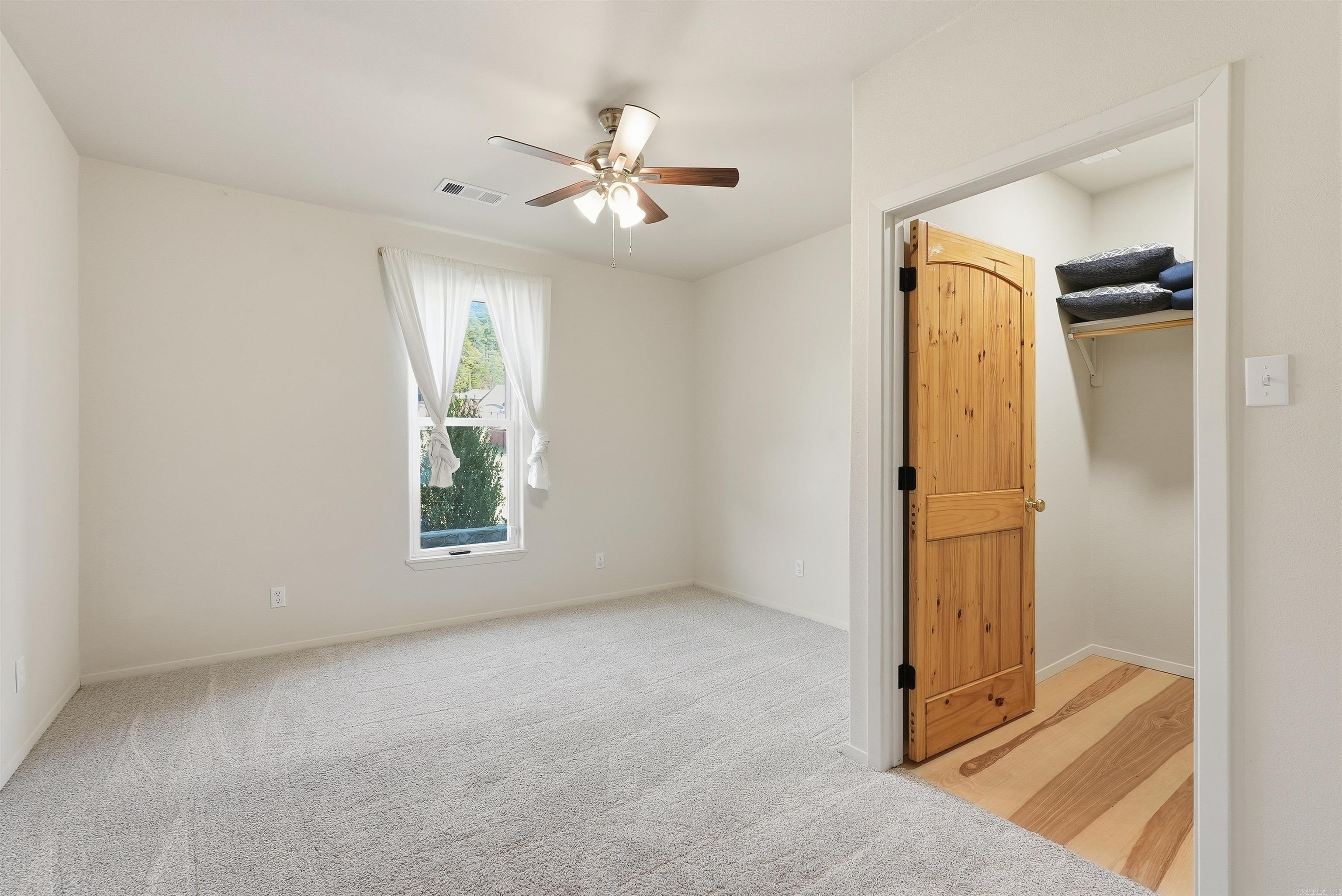 5524 Pinnacle Valley Rd  Little Rock, AR