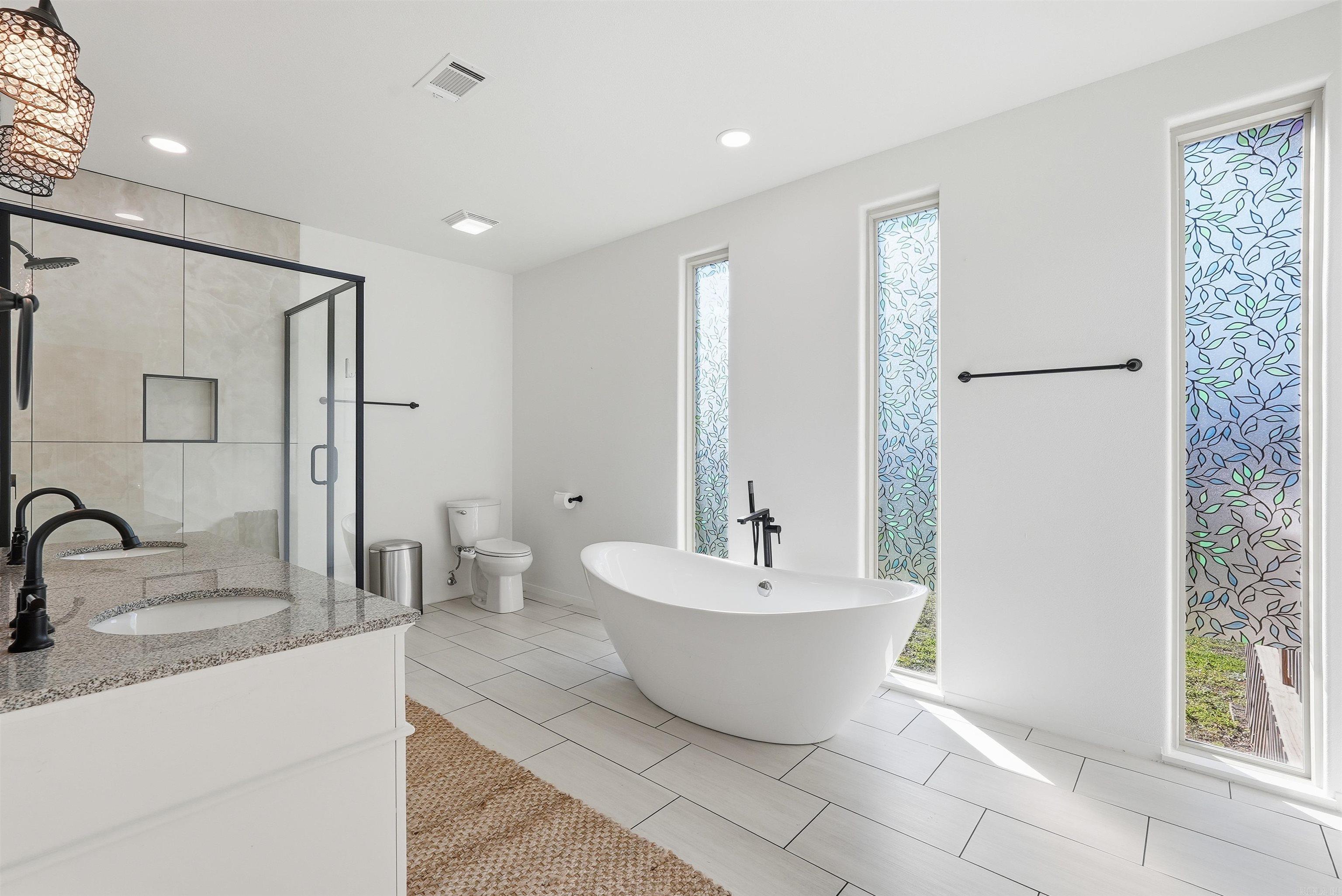 5524 Pinnacle Valley Rd  Little Rock, AR