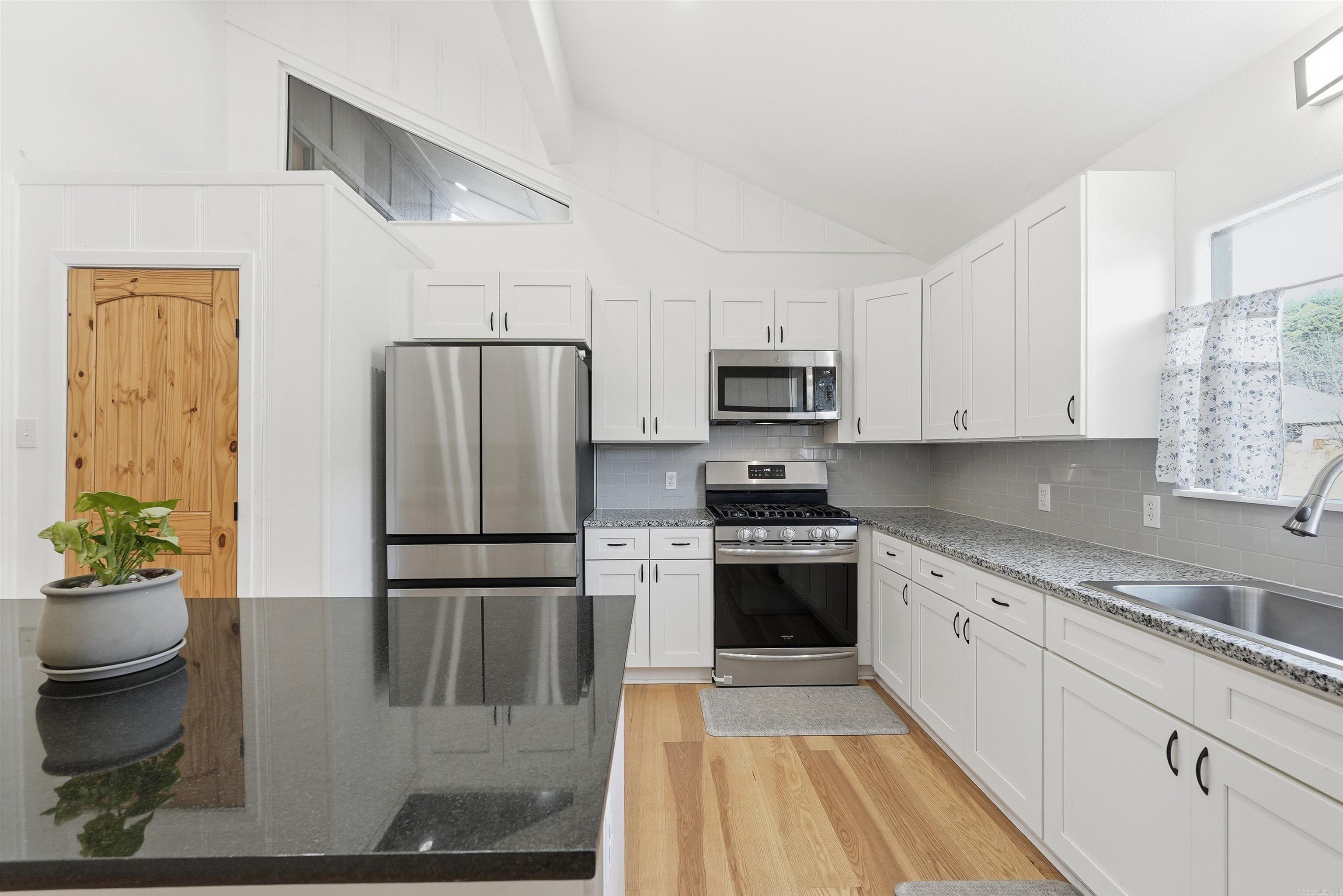 5524 Pinnacle Valley Rd  Little Rock, AR