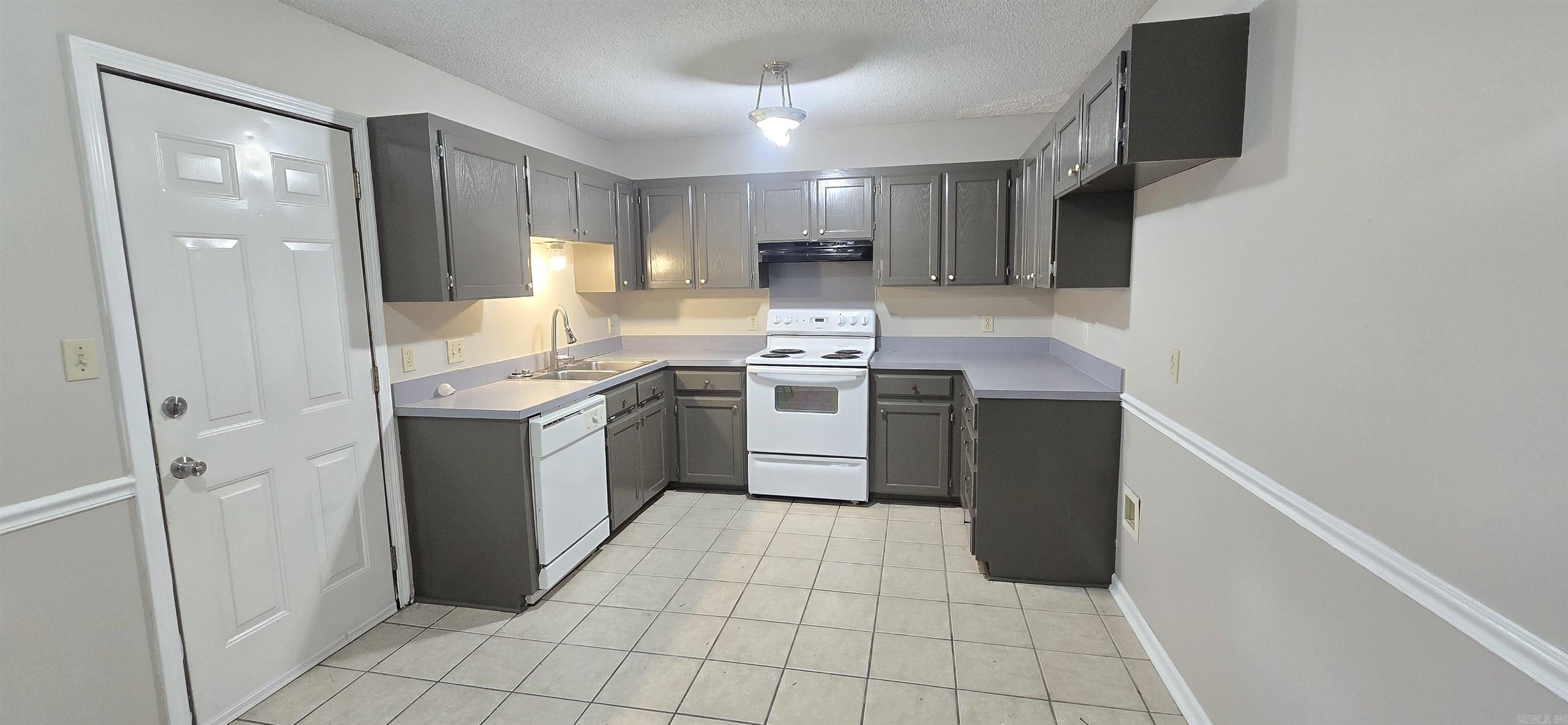 1210 Edgewood  Bryant, AR