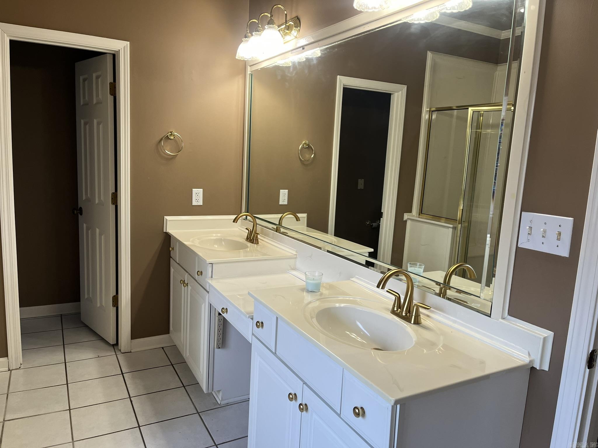 106 Overland trail  White Hall, AR