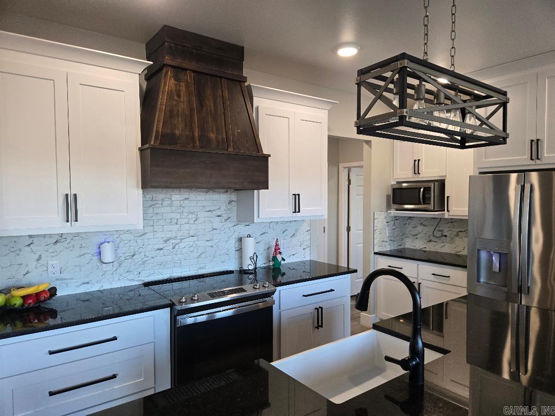 392 CR 3333  Clarksville, AR