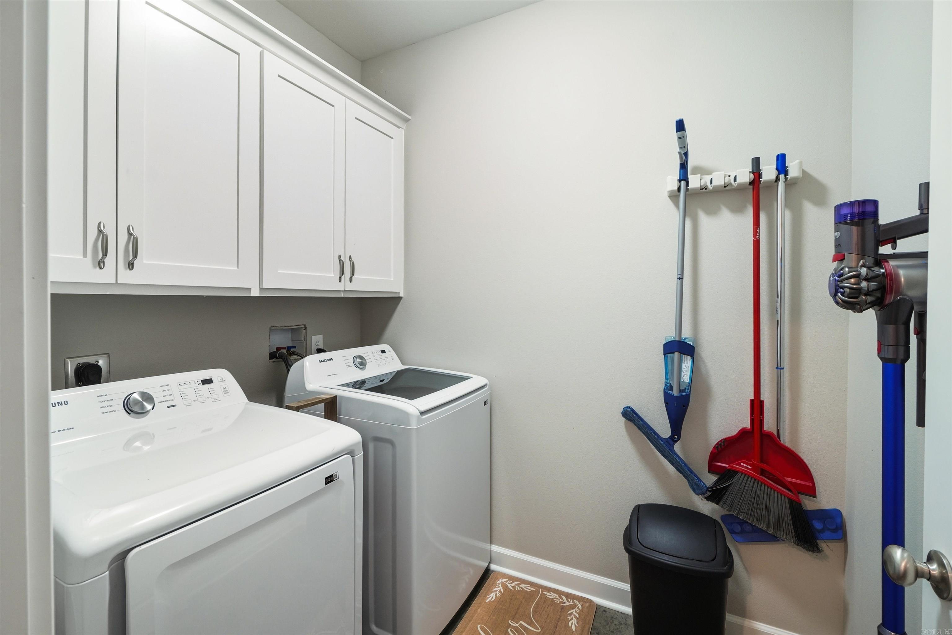 2815 Carmichael  Conway, AR