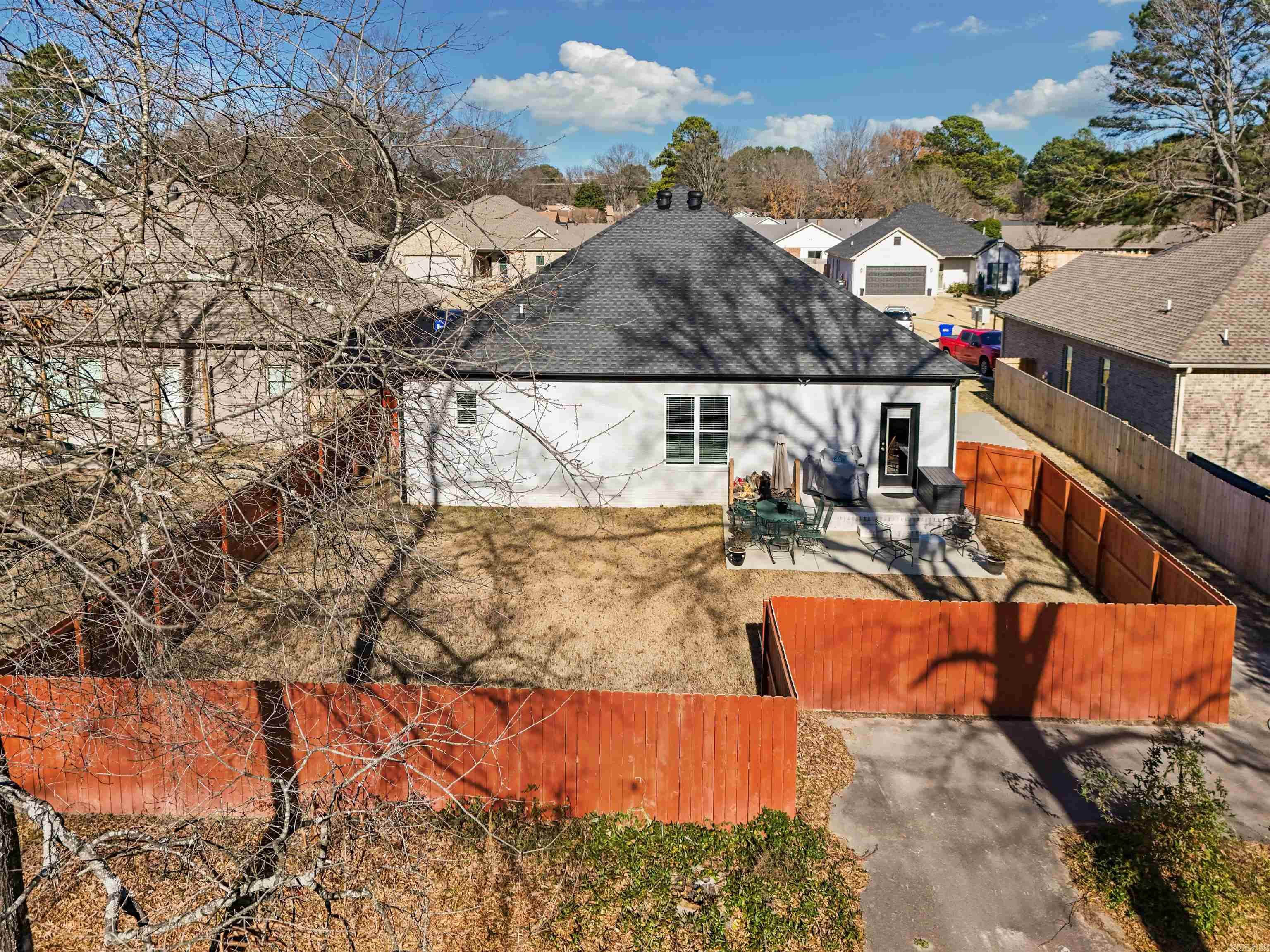 2815 Carmichael  Conway, AR