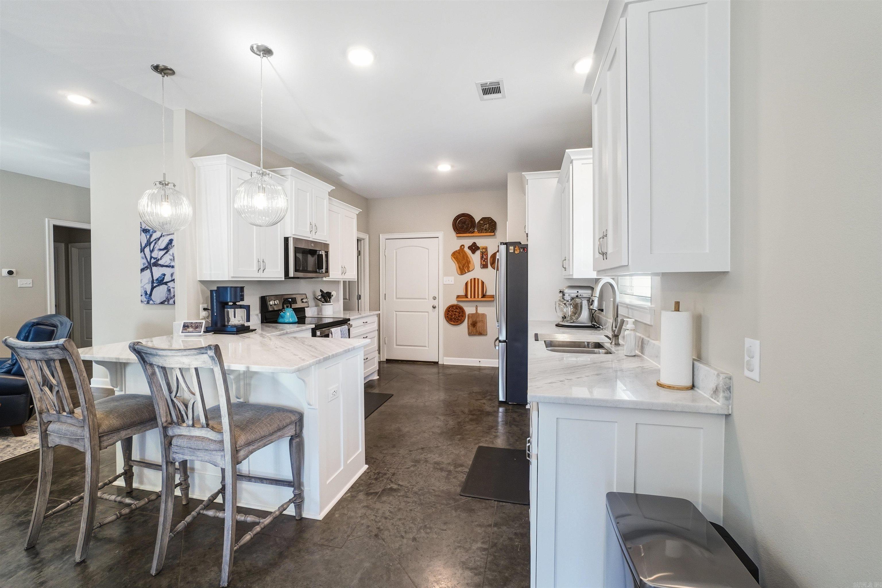 2815 Carmichael  Conway, AR