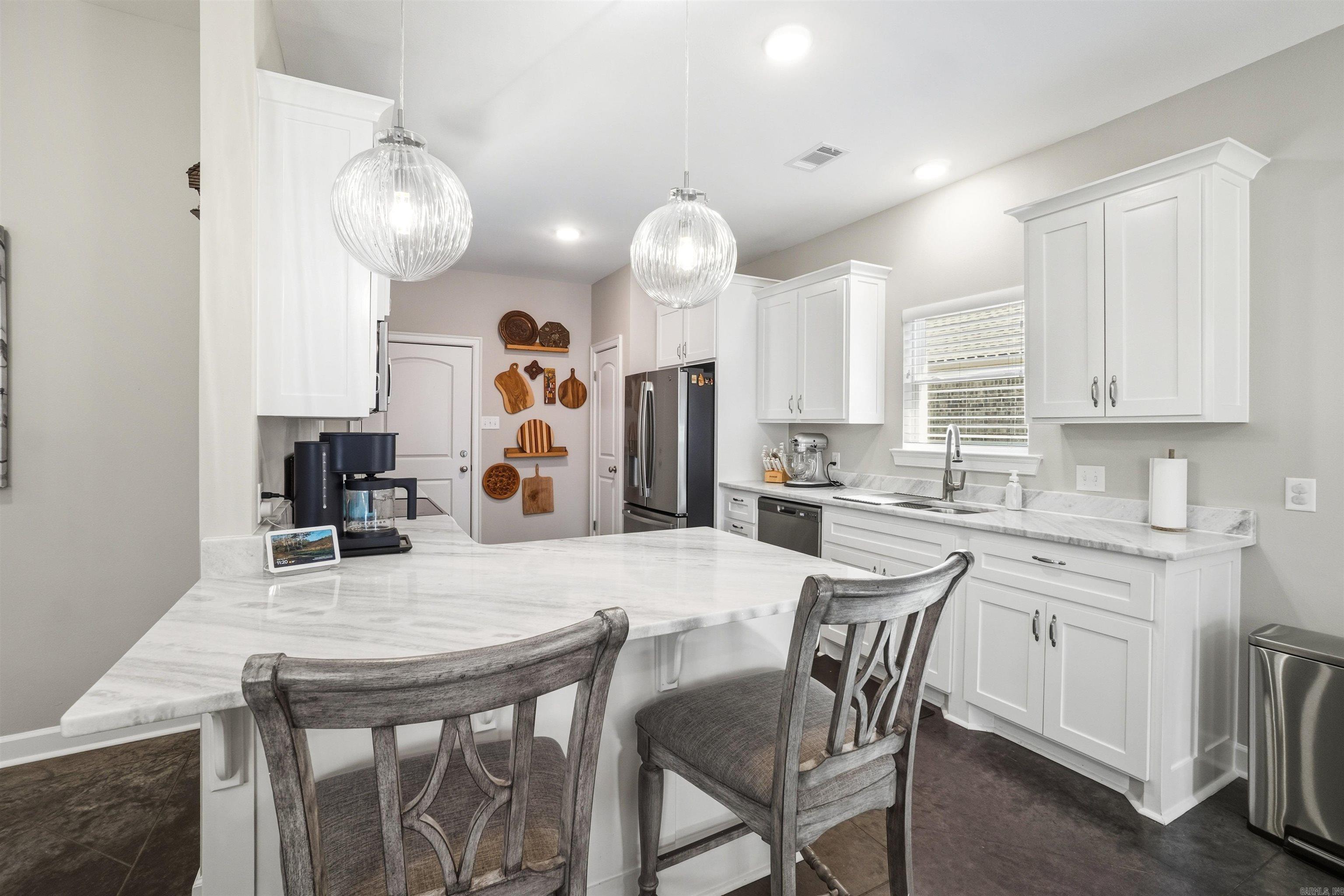 2815 Carmichael  Conway, AR