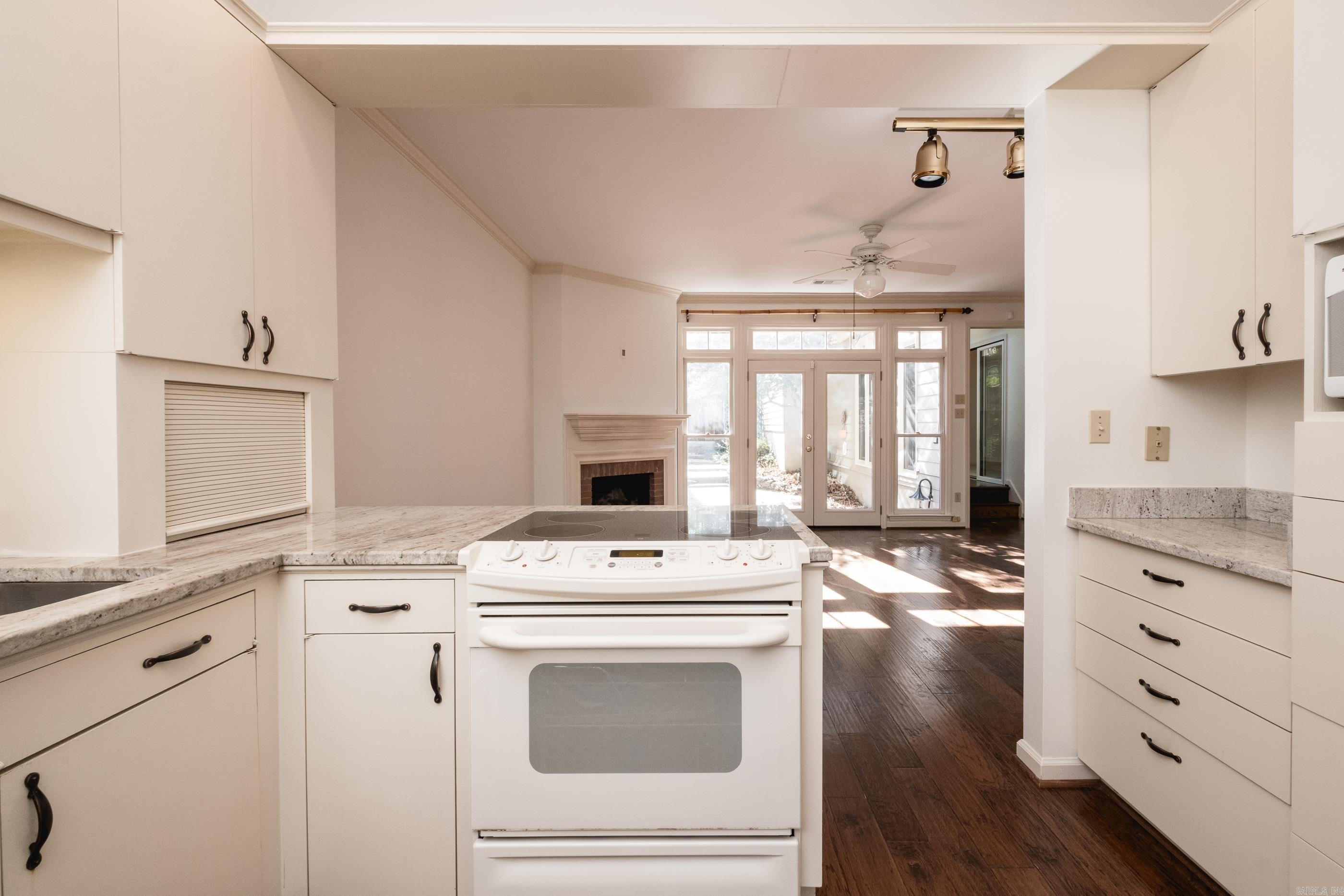 24 Windsor Court  Little Rock, AR