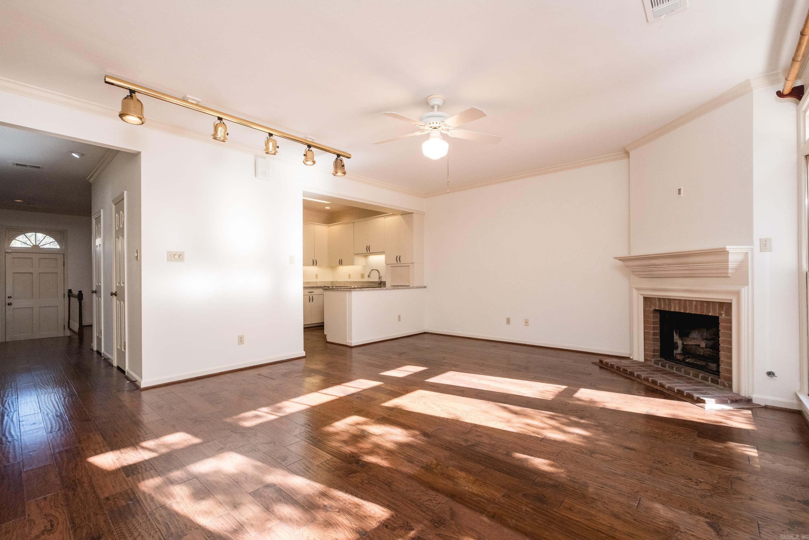 24 Windsor Court  Little Rock, AR