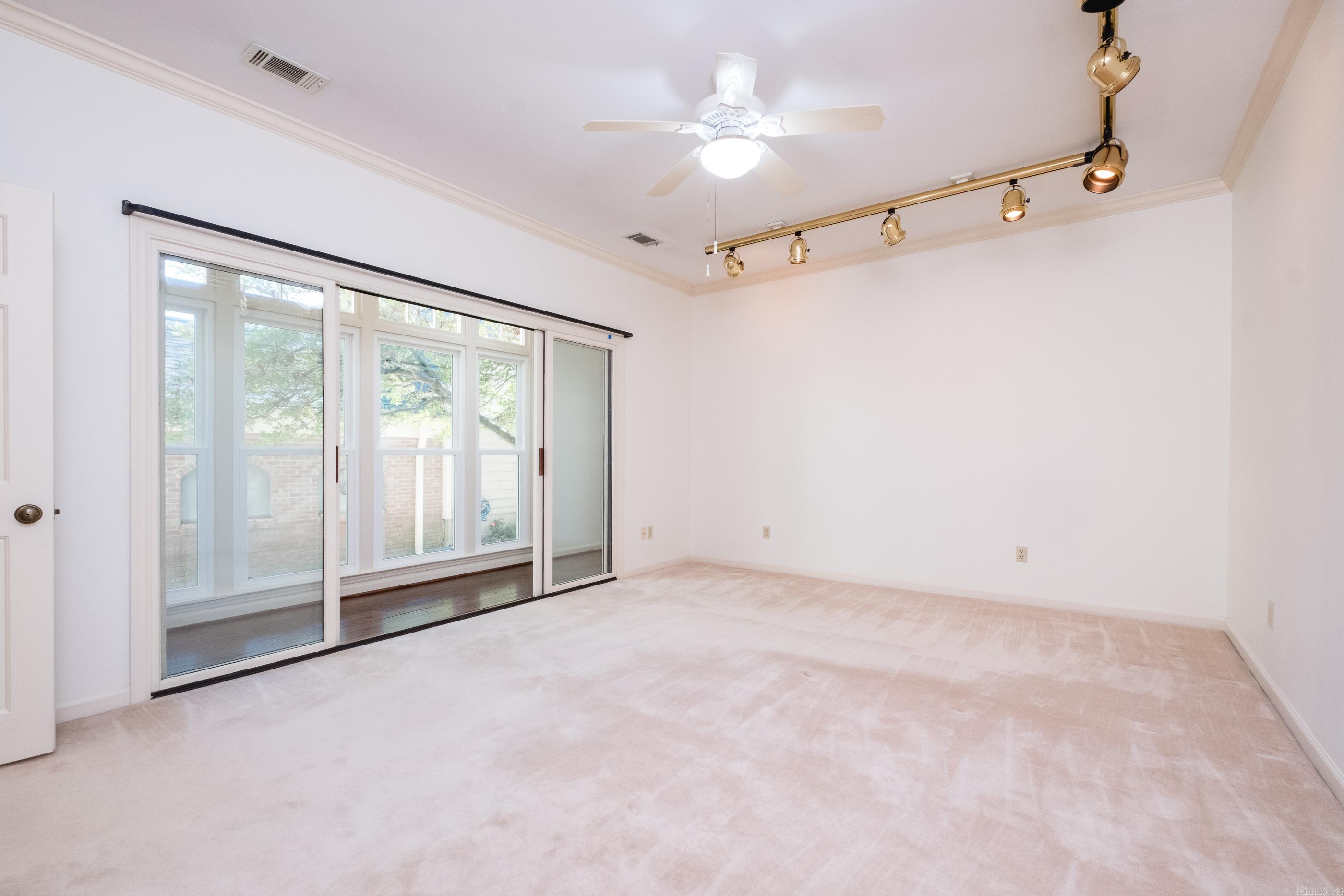 24 Windsor Court  Little Rock, AR